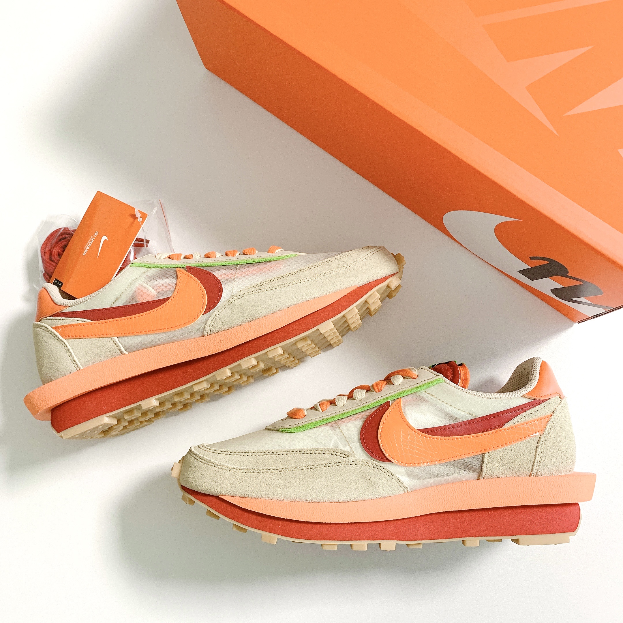 Nike x Sacai x Clot LDWaffle Orange Blaze 착용 스타일 - 1