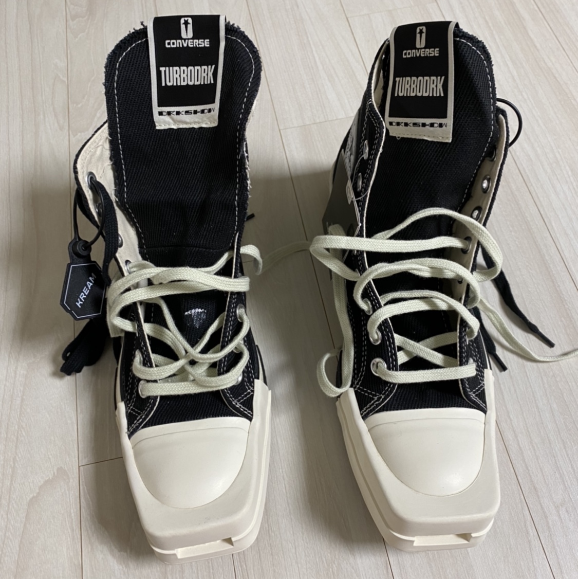 Converse x Drkshdw Turbodrk Chuck 70 Hi Black 착용 스타일 - 1