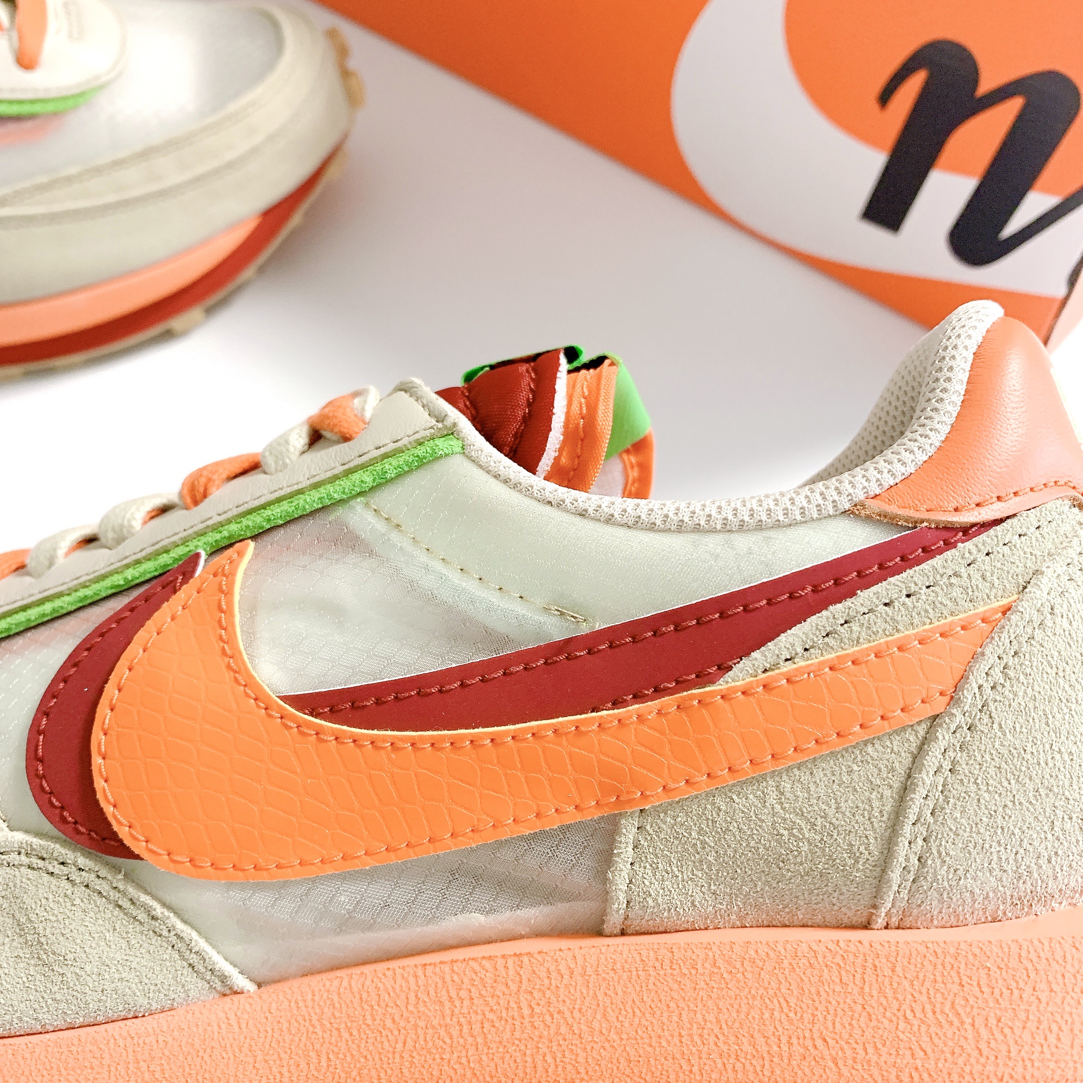 Nike x Sacai x Clot LDWaffle Orange Blaze 착용 스타일 - 2