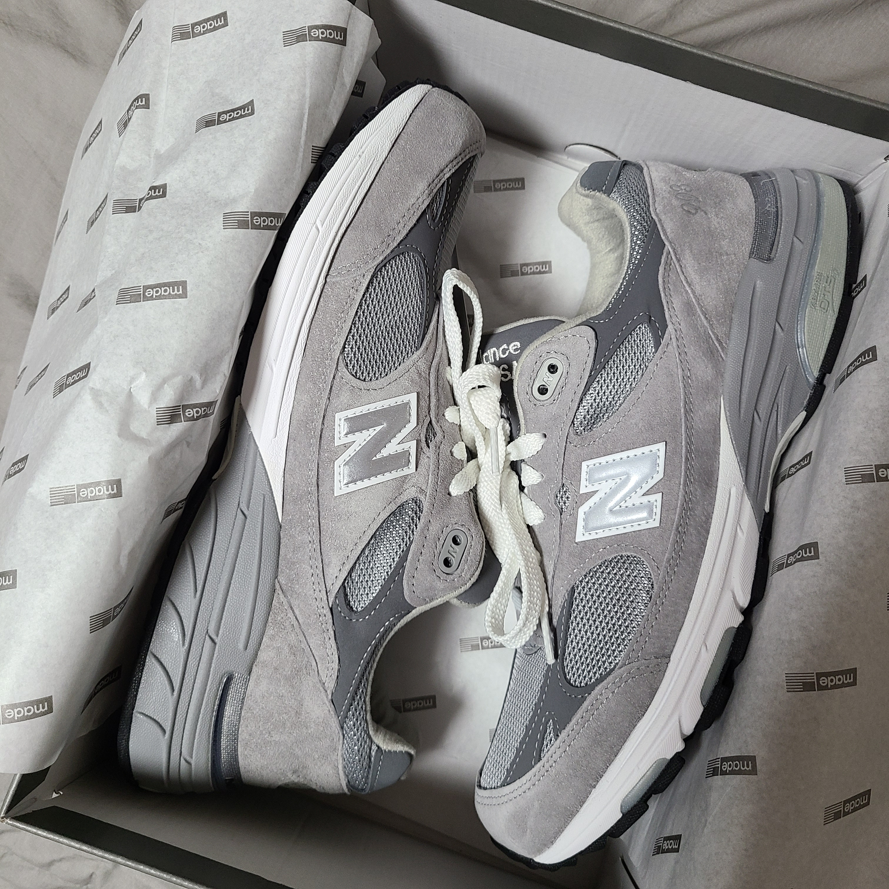 New Balance 993 Made in USA Grey - D Standard 착용 스타일