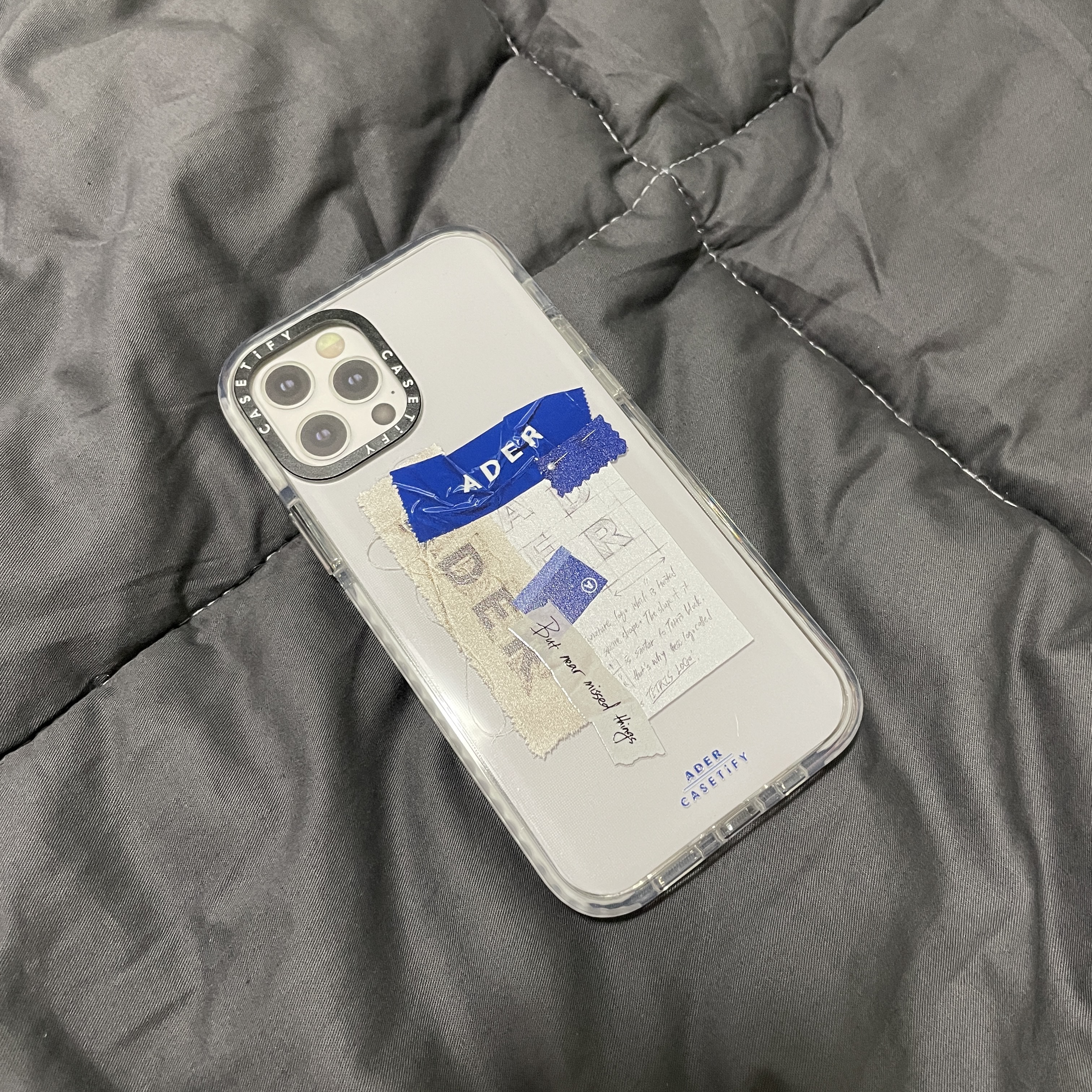 Casetify x Ader Error Sketch Impact iPhone Case 착용 스타일