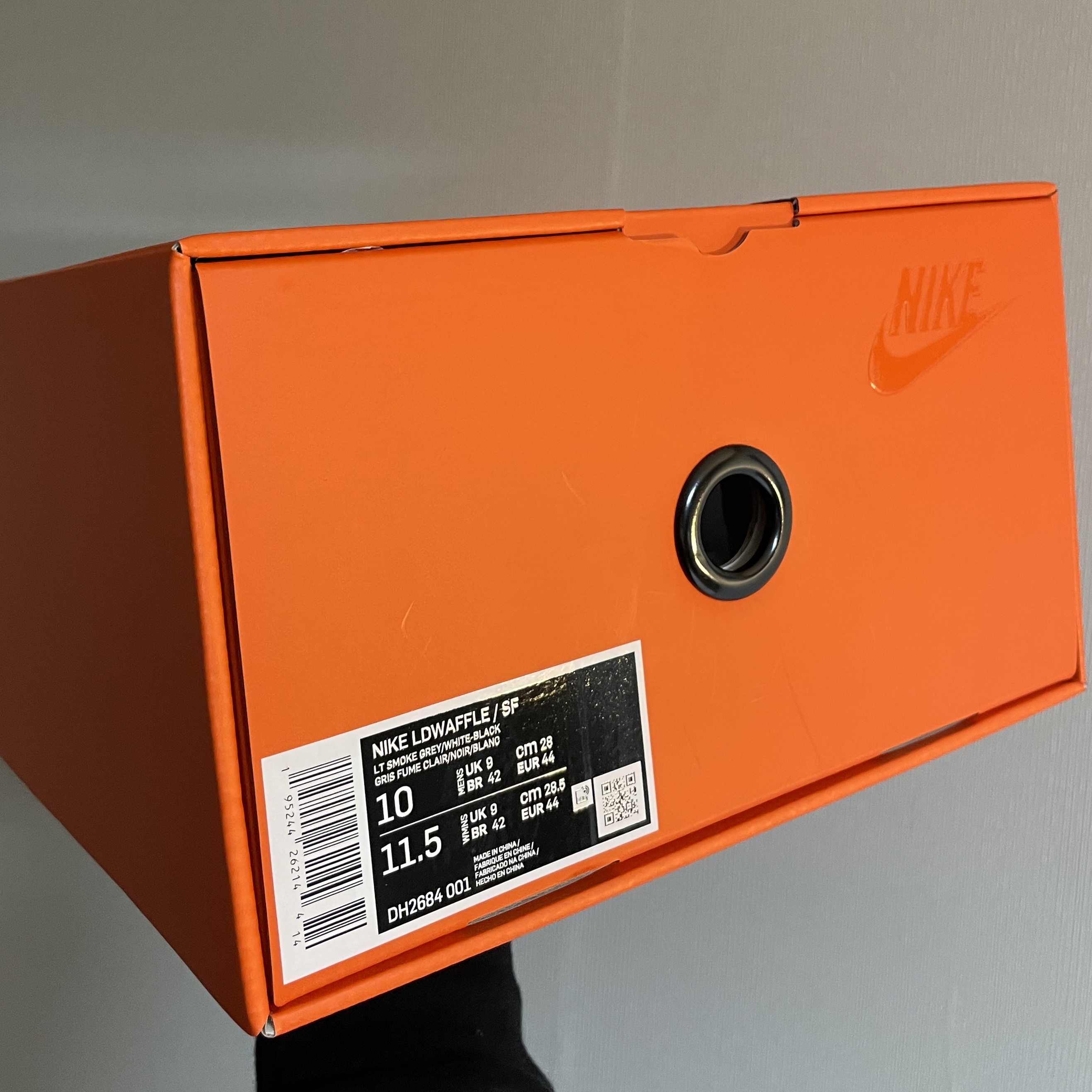 Nike x Sacai x Fragment LDWaffle Light Smoke Grey 착용 스타일 - 4