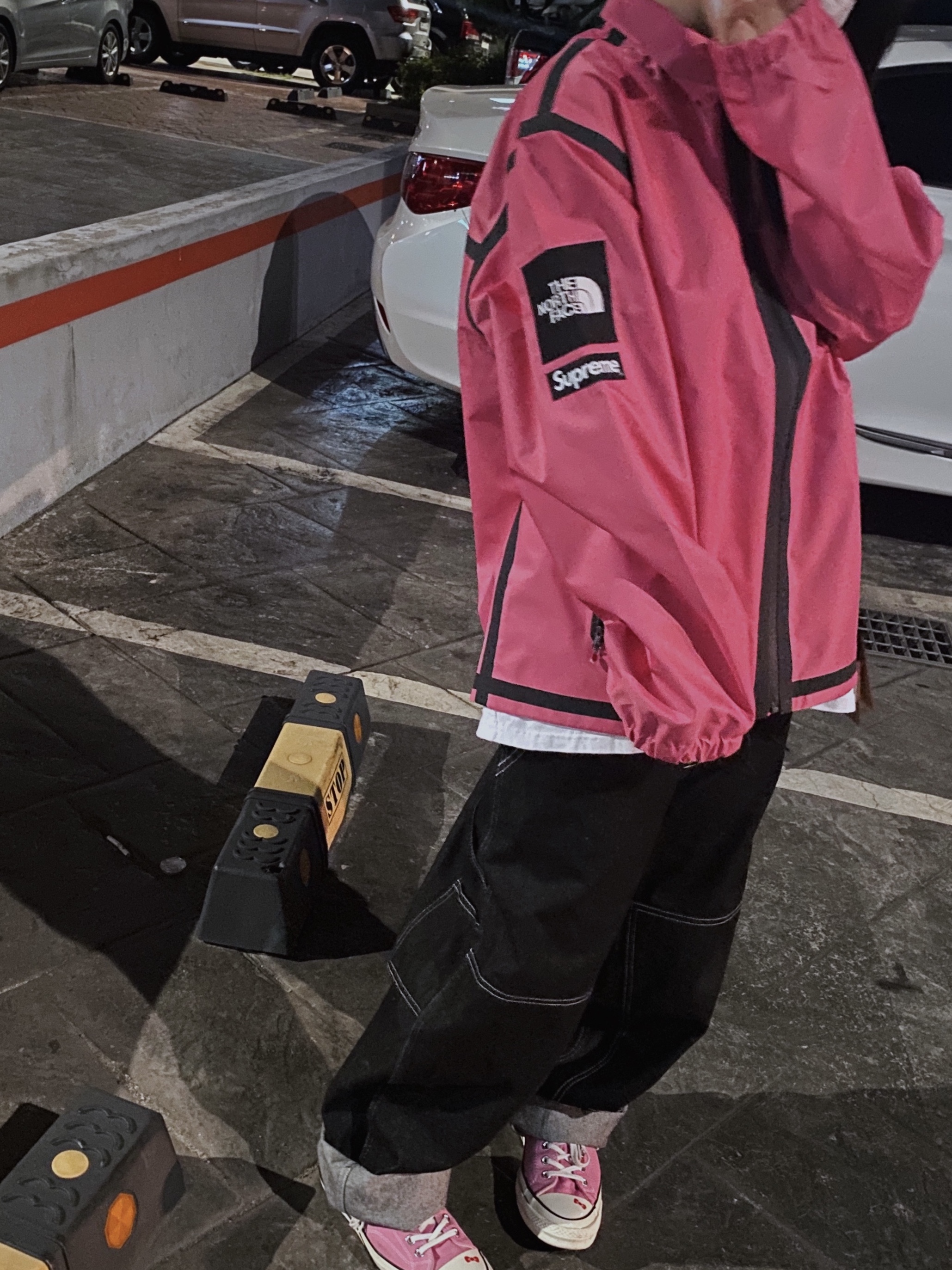 Supreme x The North Face Summit Series Outer Tape Seam Coaches Jacket Pink - 21SS 착용 스타일 - 2