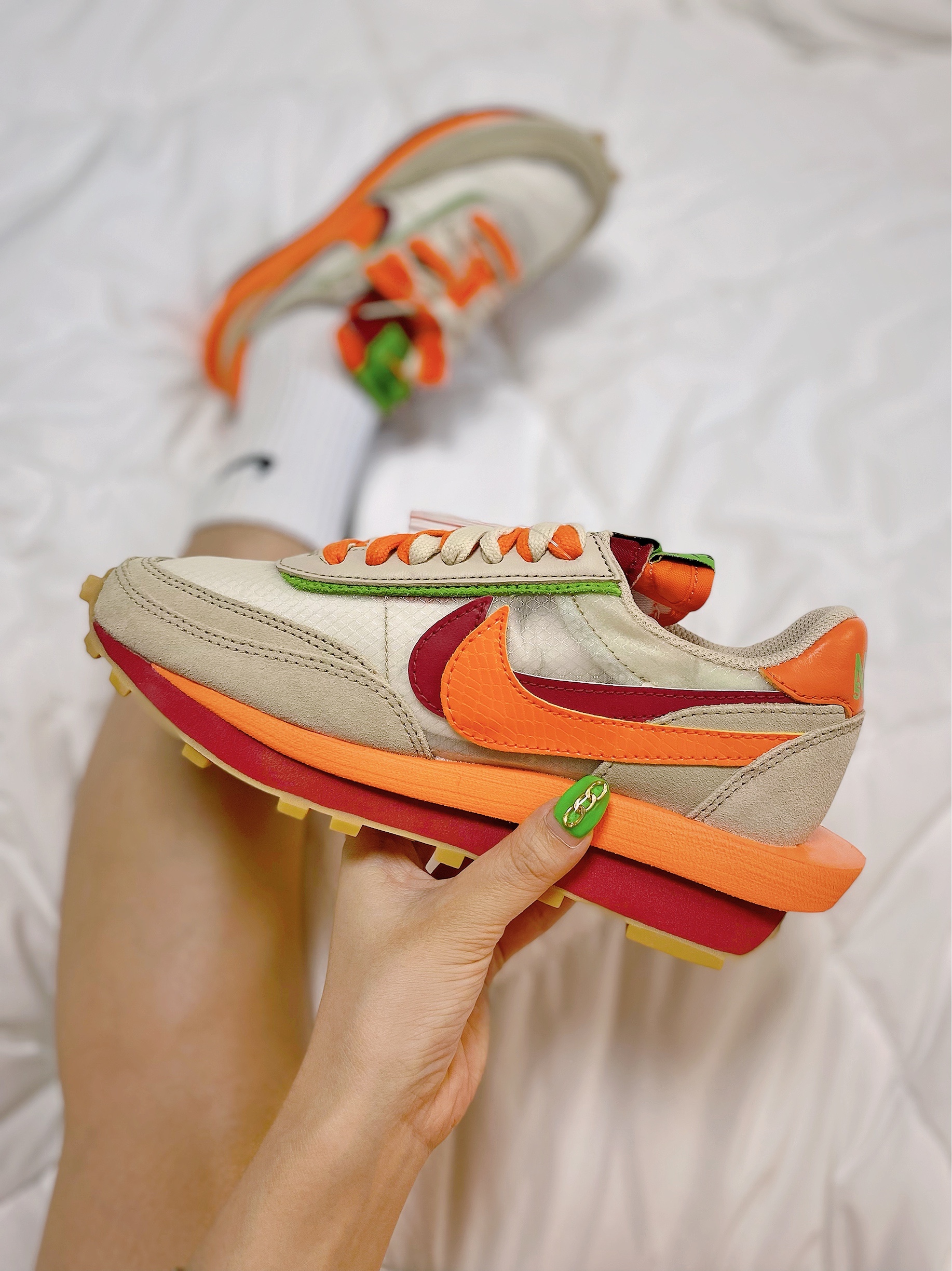 Nike x Sacai x Clot LDWaffle Orange Blaze, Nike x Sacai VaporWaffle Tour Yellow & Gorge Green Sail 착용 스타일 - 3