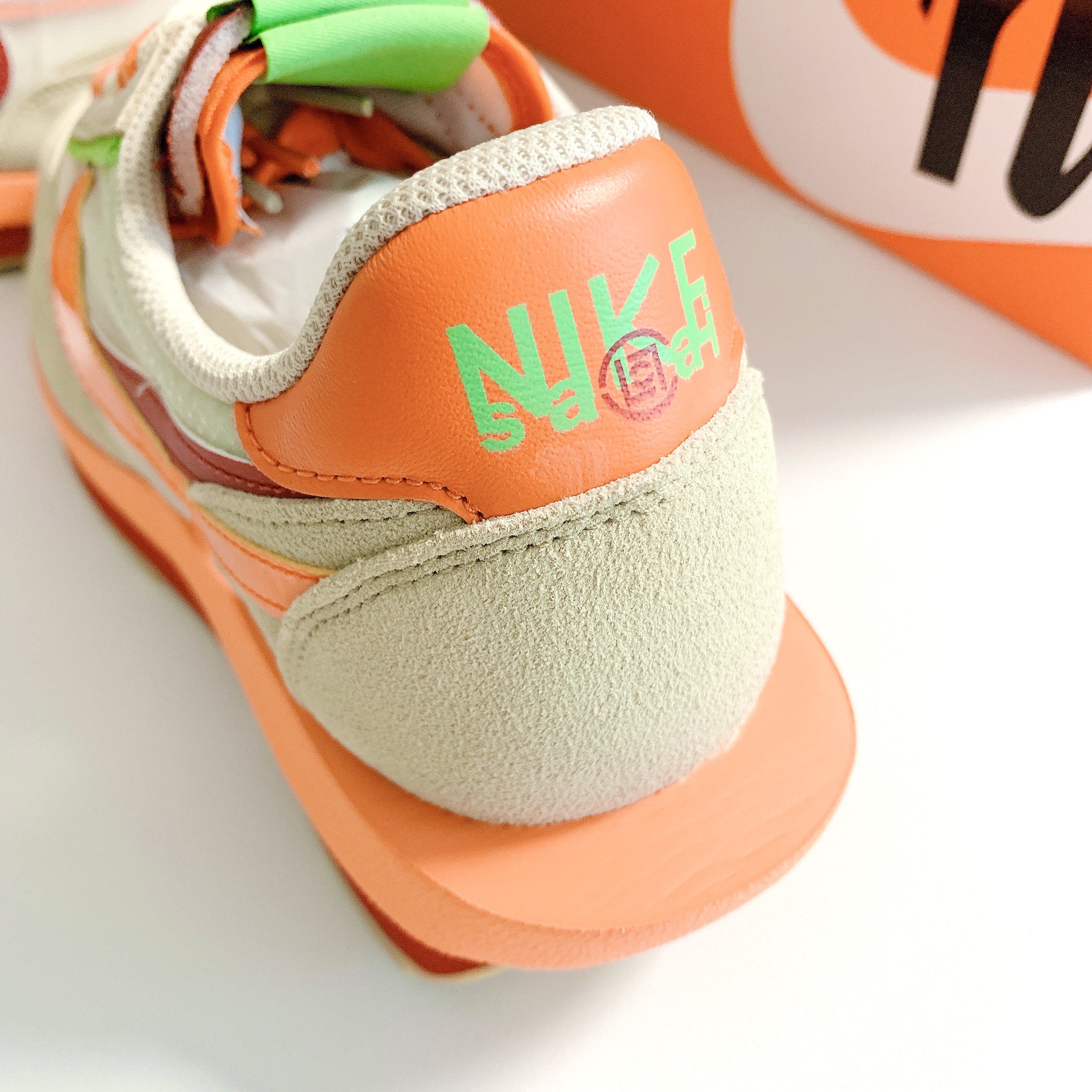 Nike x Sacai x Clot LDWaffle Orange Blaze 착용 스타일 - 4