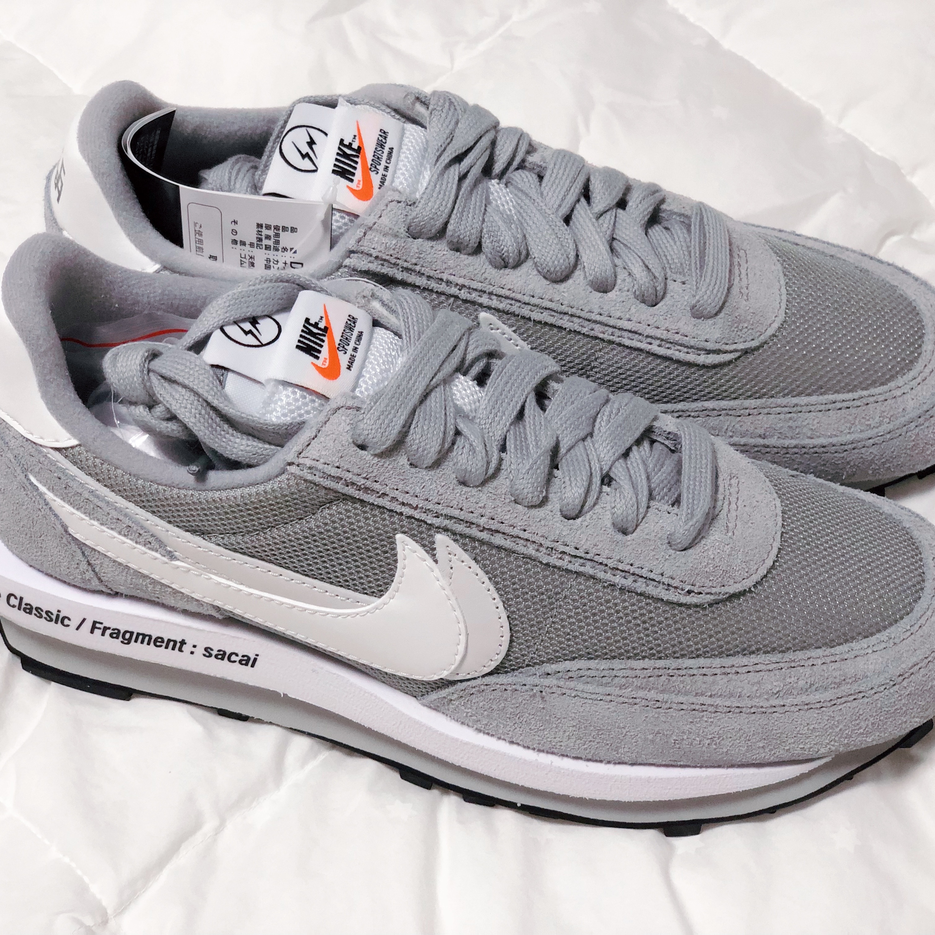 Nike x Sacai x Fragment LDWaffle Light Smoke Grey 착용 스타일 - 1