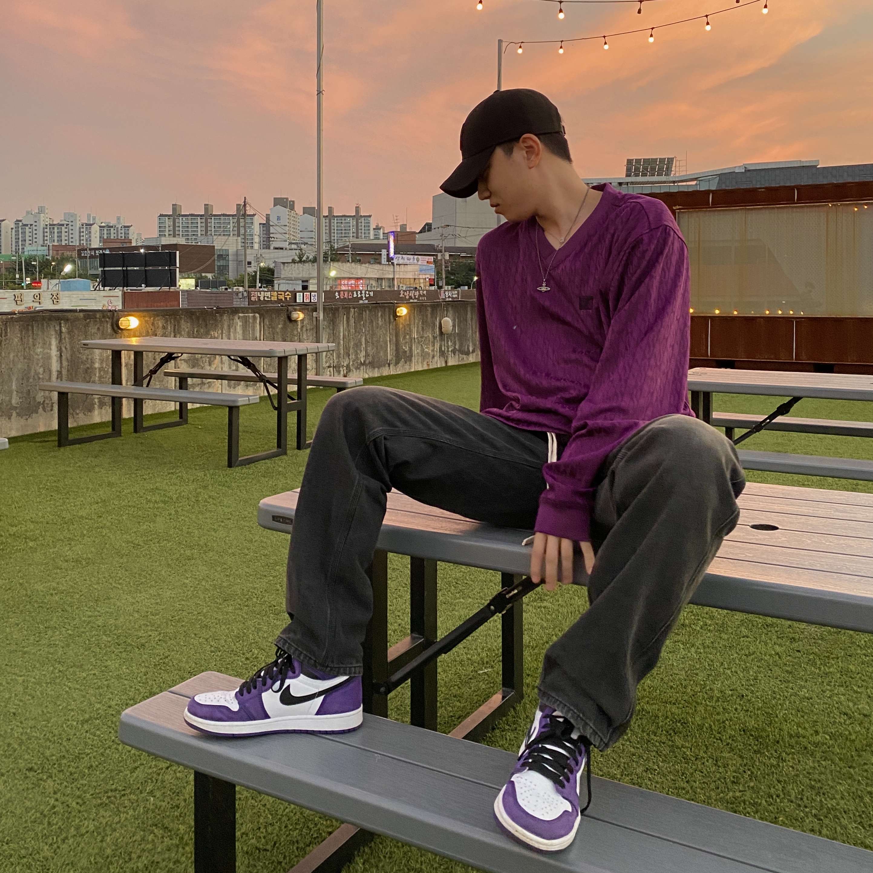Jordan 1 Retro High OG Court Purple 2020 착용 스타일 - 4