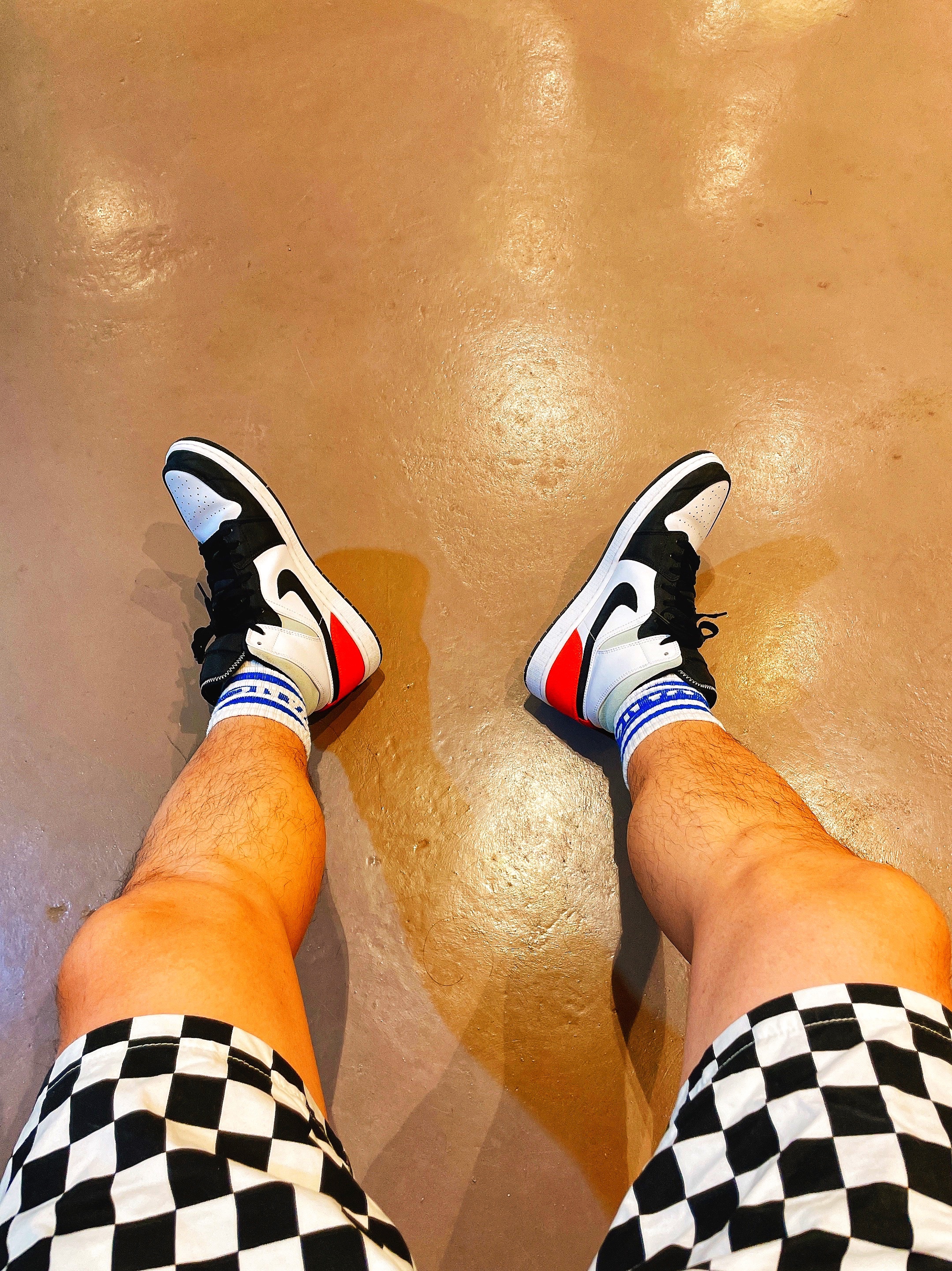 Jordan 1 Mid SE Track Red 착용 스타일 - 5