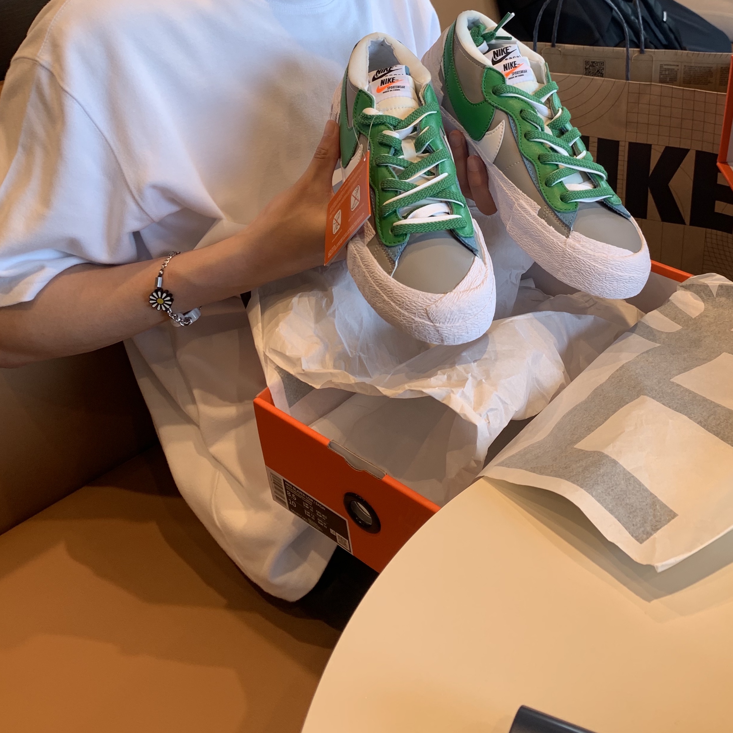 Nike x Sacai Blazer Low Classic Green 착용 스타일 - 1