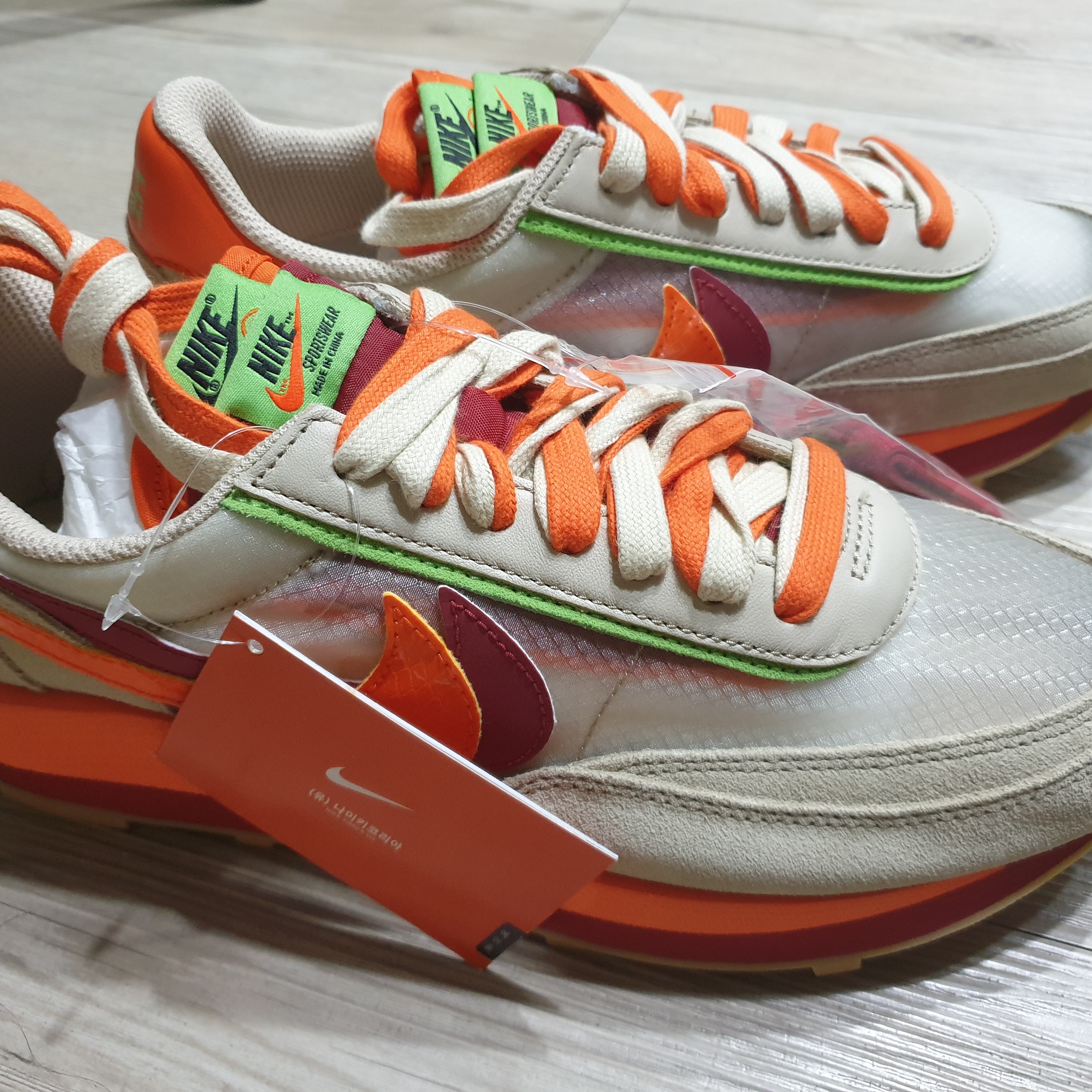 Nike x Sacai x Clot LDWaffle Orange Blaze 착용 스타일 - 1