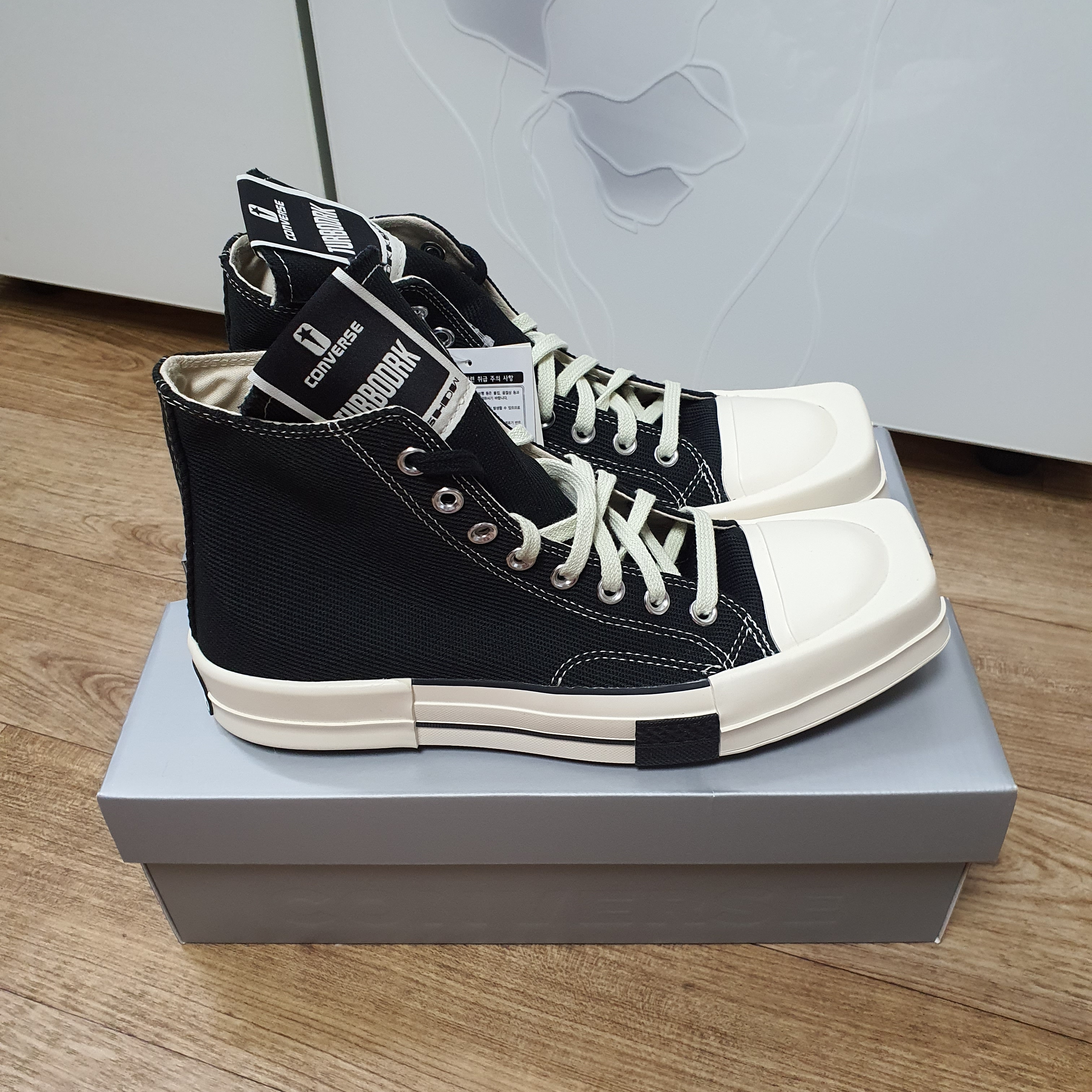 Converse x Drkshdw Turbodrk Chuck 70 Hi Black 착용 스타일 - 1