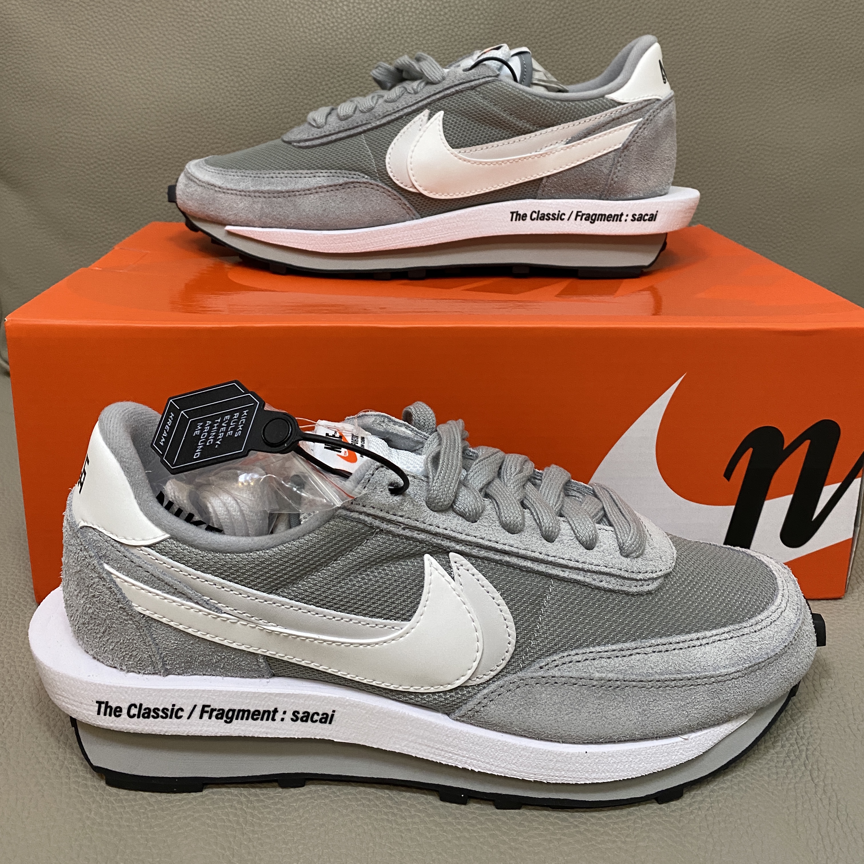 Nike x Sacai x Fragment LDWaffle Light Smoke Grey 착용 스타일 - 3