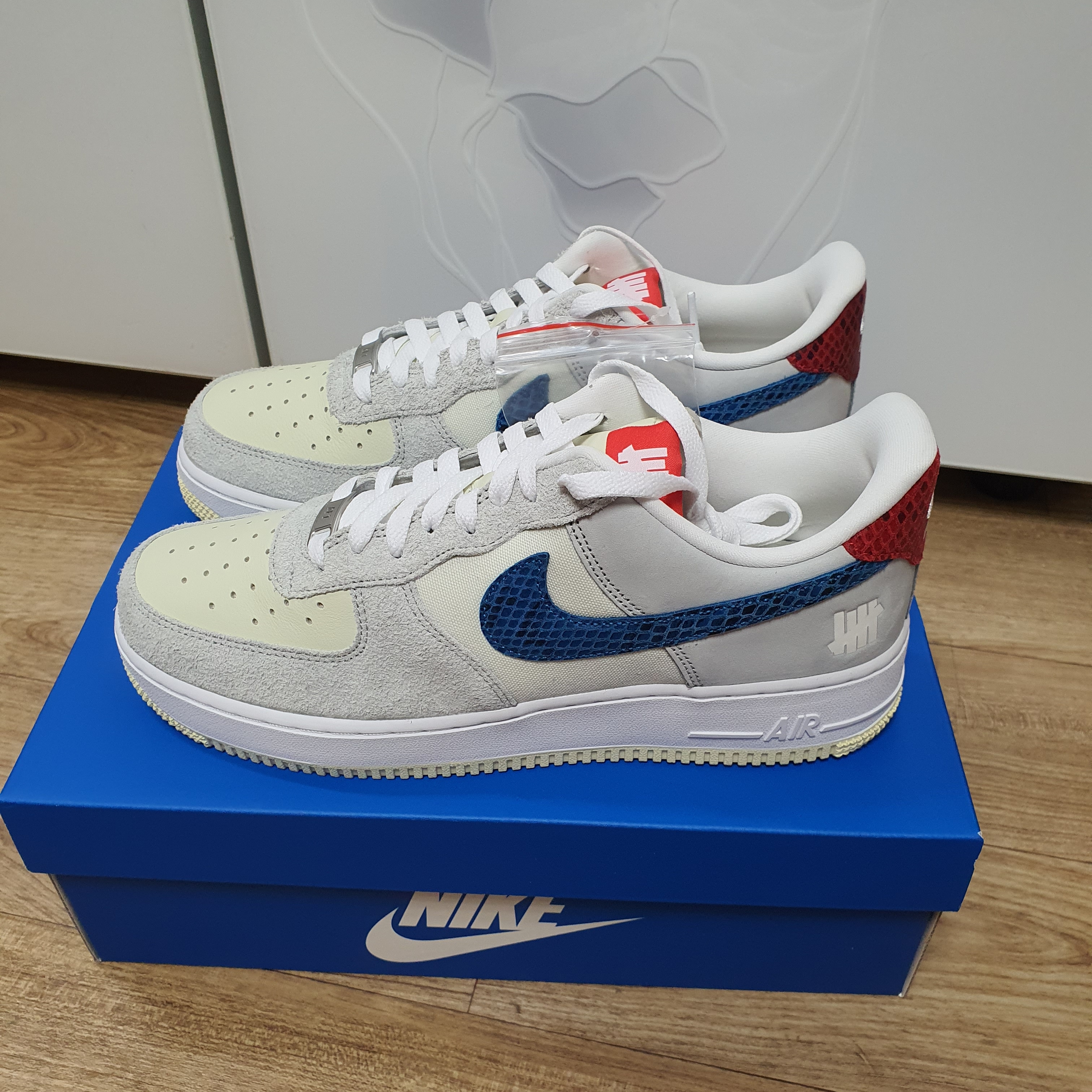 Nike x Undefeated Air Force 1 Low SP 5 On It 착용 스타일 - 2