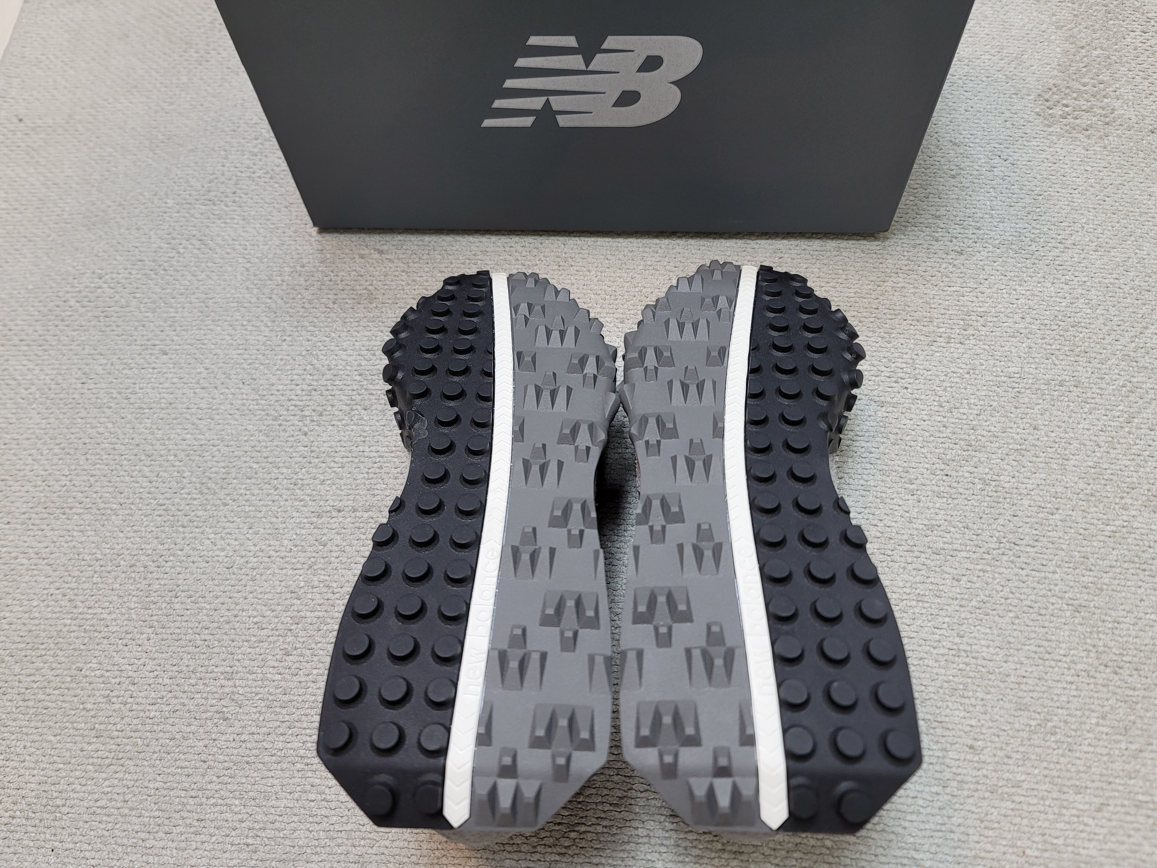 New Balance XC-72 Castlerock 착용 스타일 - 5