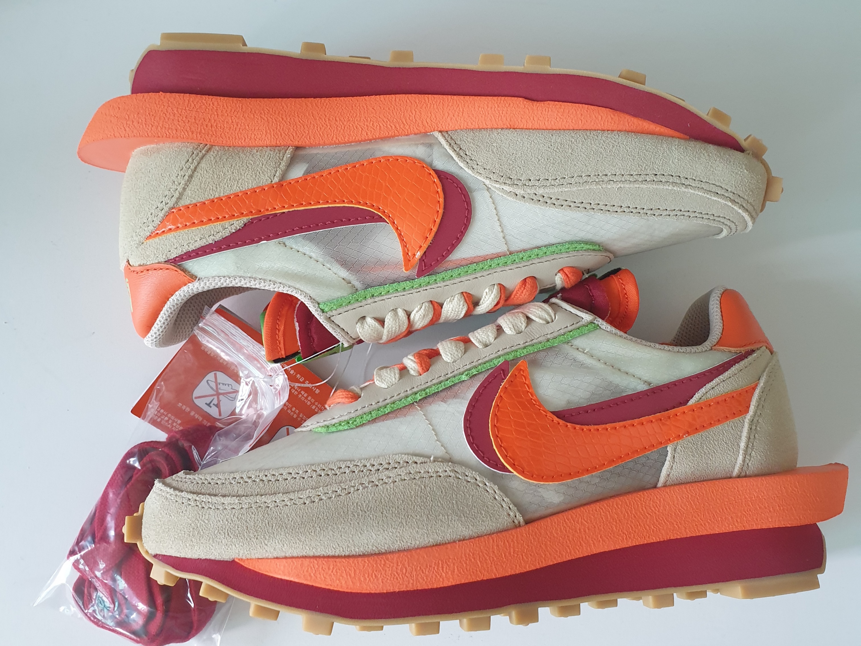 Nike x Sacai x Clot LDWaffle Orange Blaze, Nike x Sacai VaporWaffle Sesame and Blue Void 착용 스타일 - 2