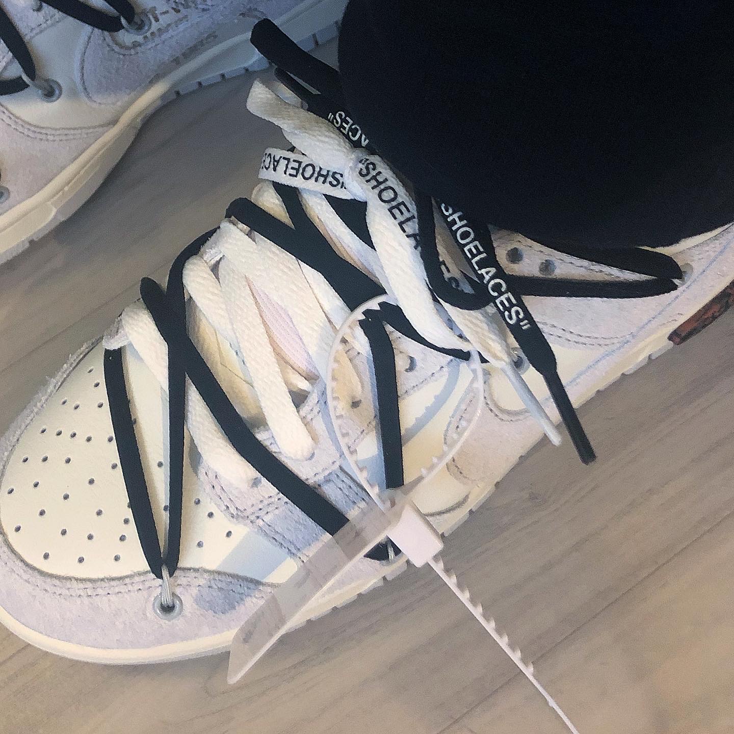 Nike x Off-White Dunk Low The 50 - Lot 18, Nike M NRG Solo Swoosh Track Pants Black - Asia 착용 스타일