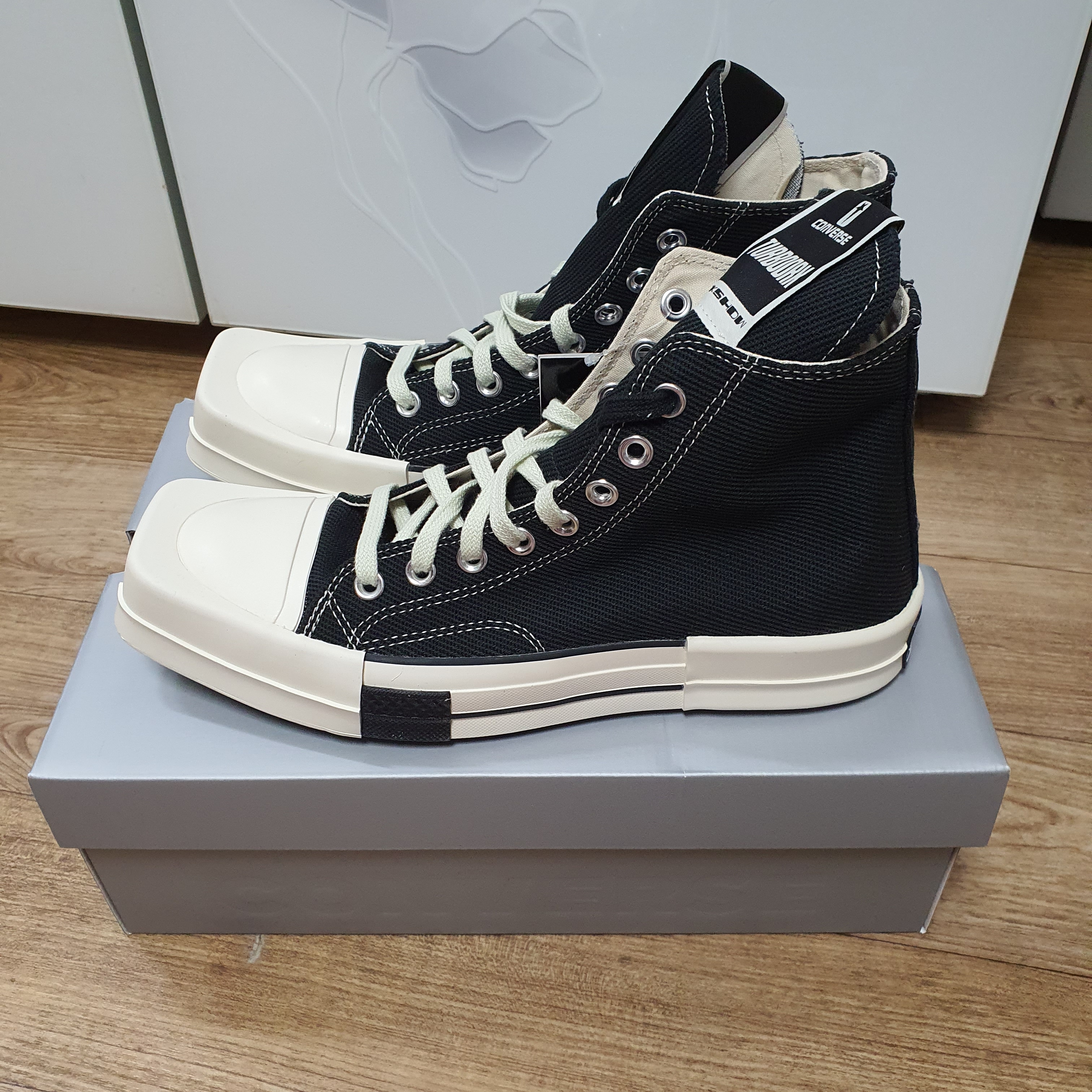 Converse x Drkshdw Turbodrk Chuck 70 Hi Black 착용 스타일 - 3