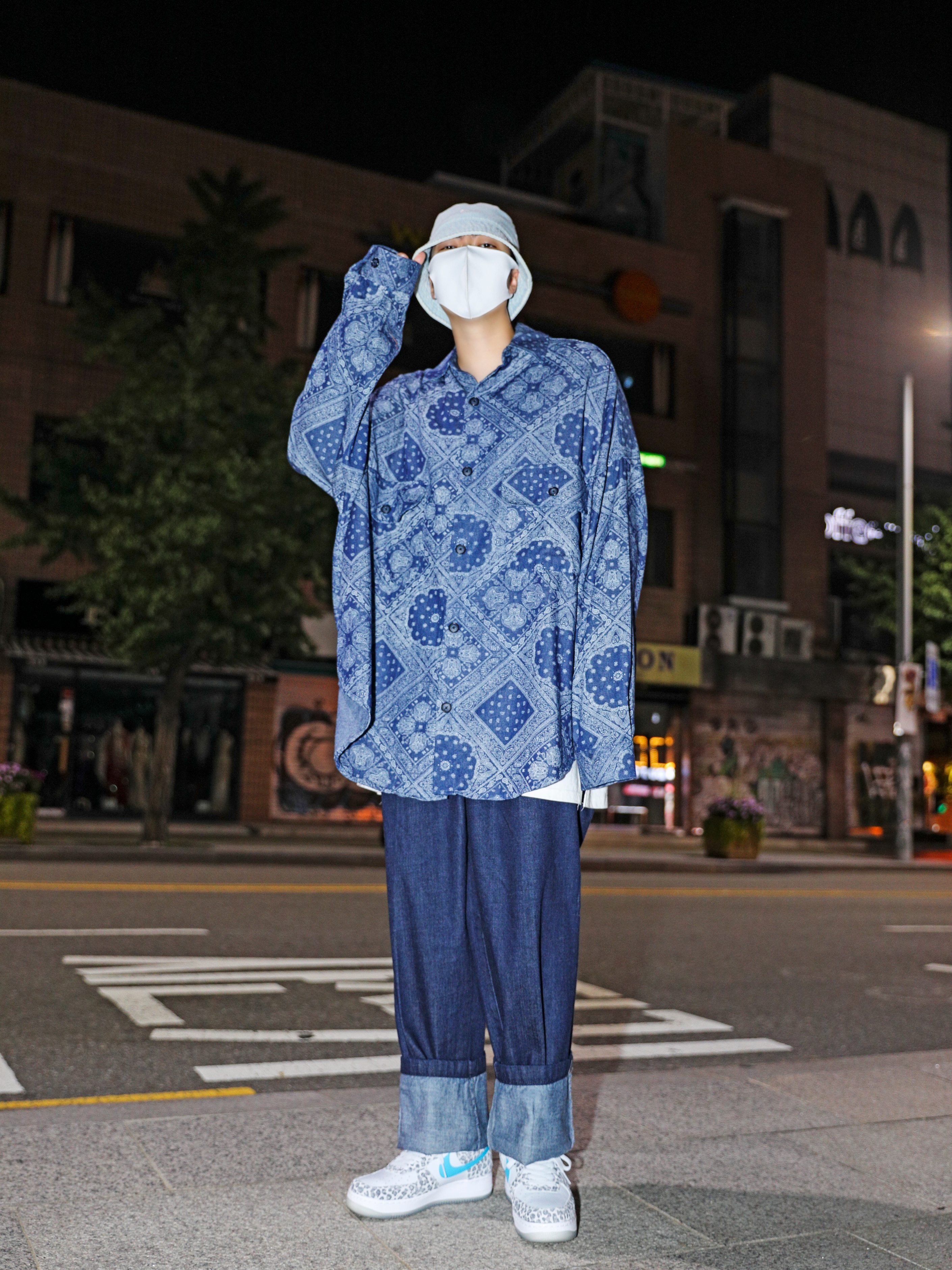 Nike Air Force 1 '07 PRM Pure Platinum 착용 스타일