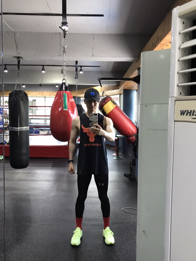 KREAM 프로필 이미지