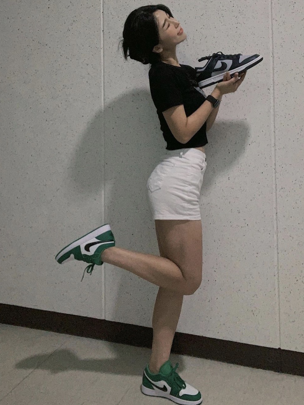 Jordan 1 Low Pine Green, Nike Dunk Low Retro Championship Grey 착용 스타일