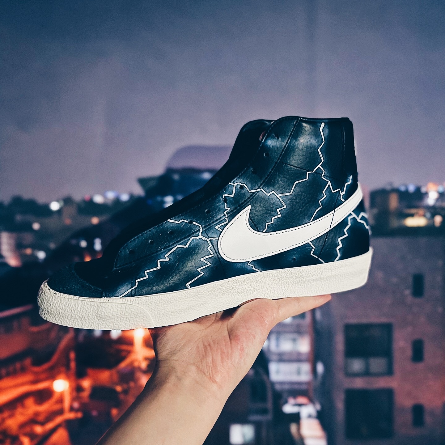 Nike Blazer Mid '77 Vintage Black Sail 착용 스타일