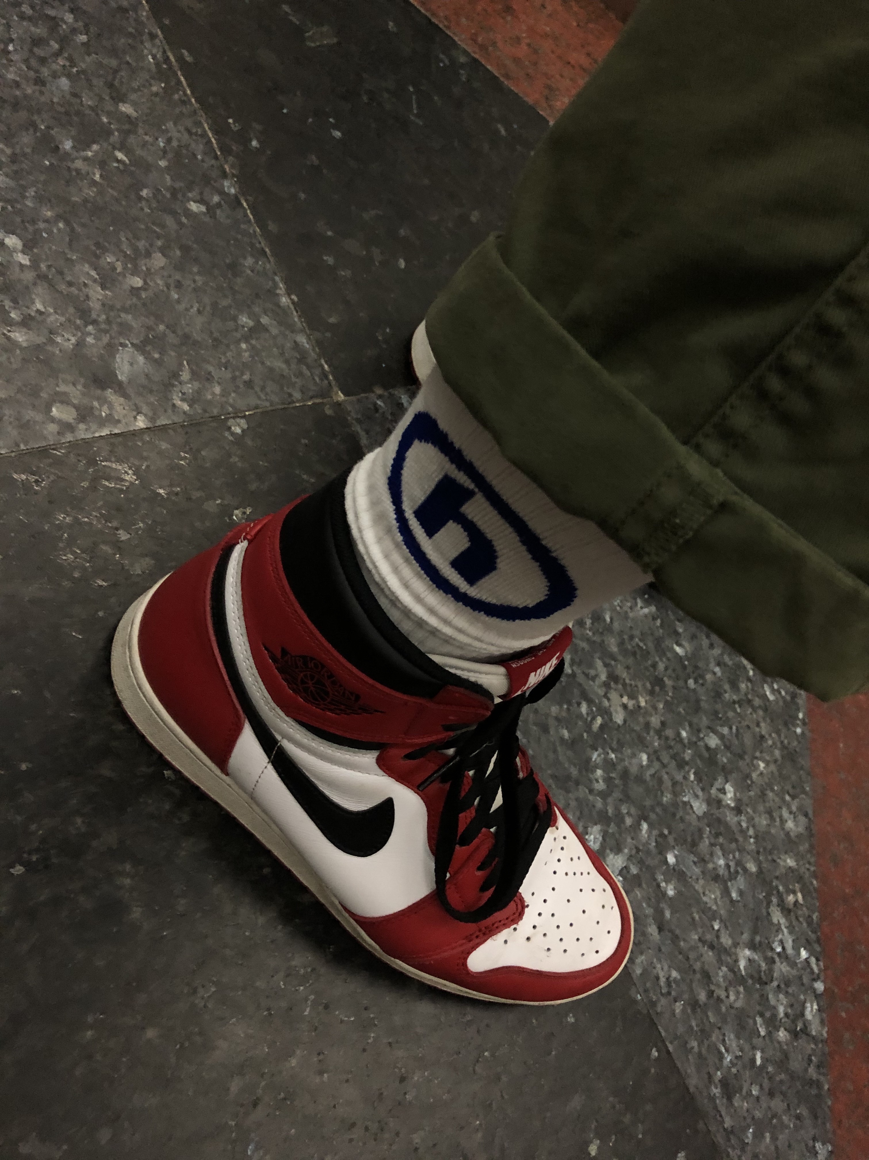 Jordan 1 Retro High OG Chicago 2015 착용 스타일 - 2