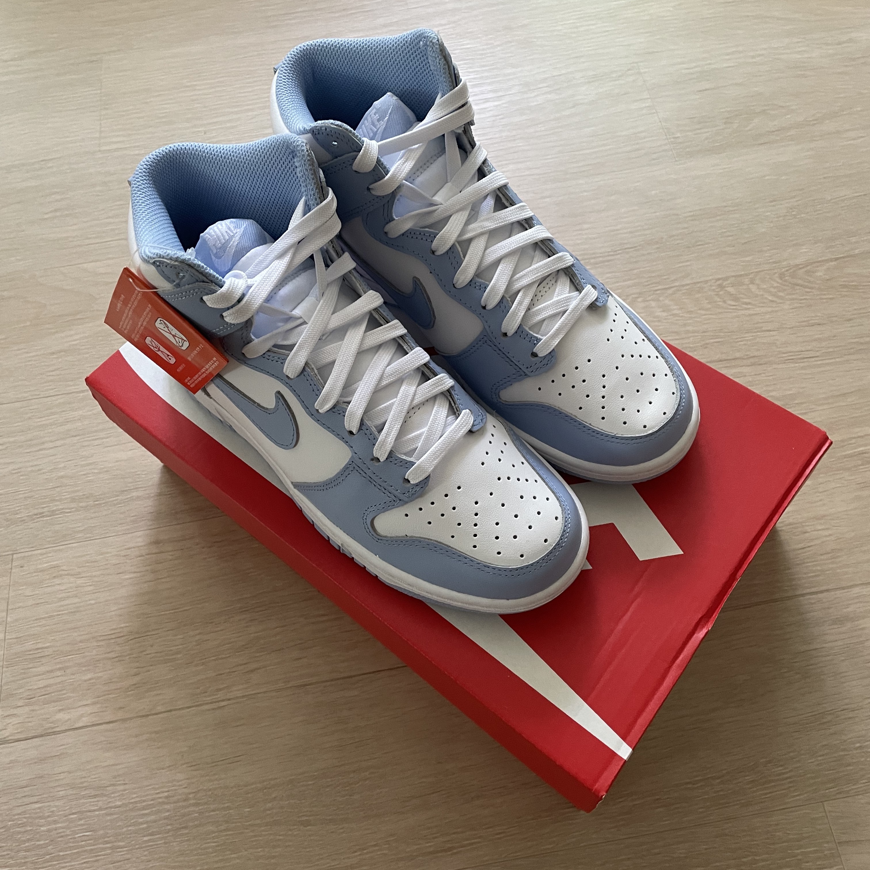 (W) Nike Dunk High Aluminum 착용 스타일 - 1