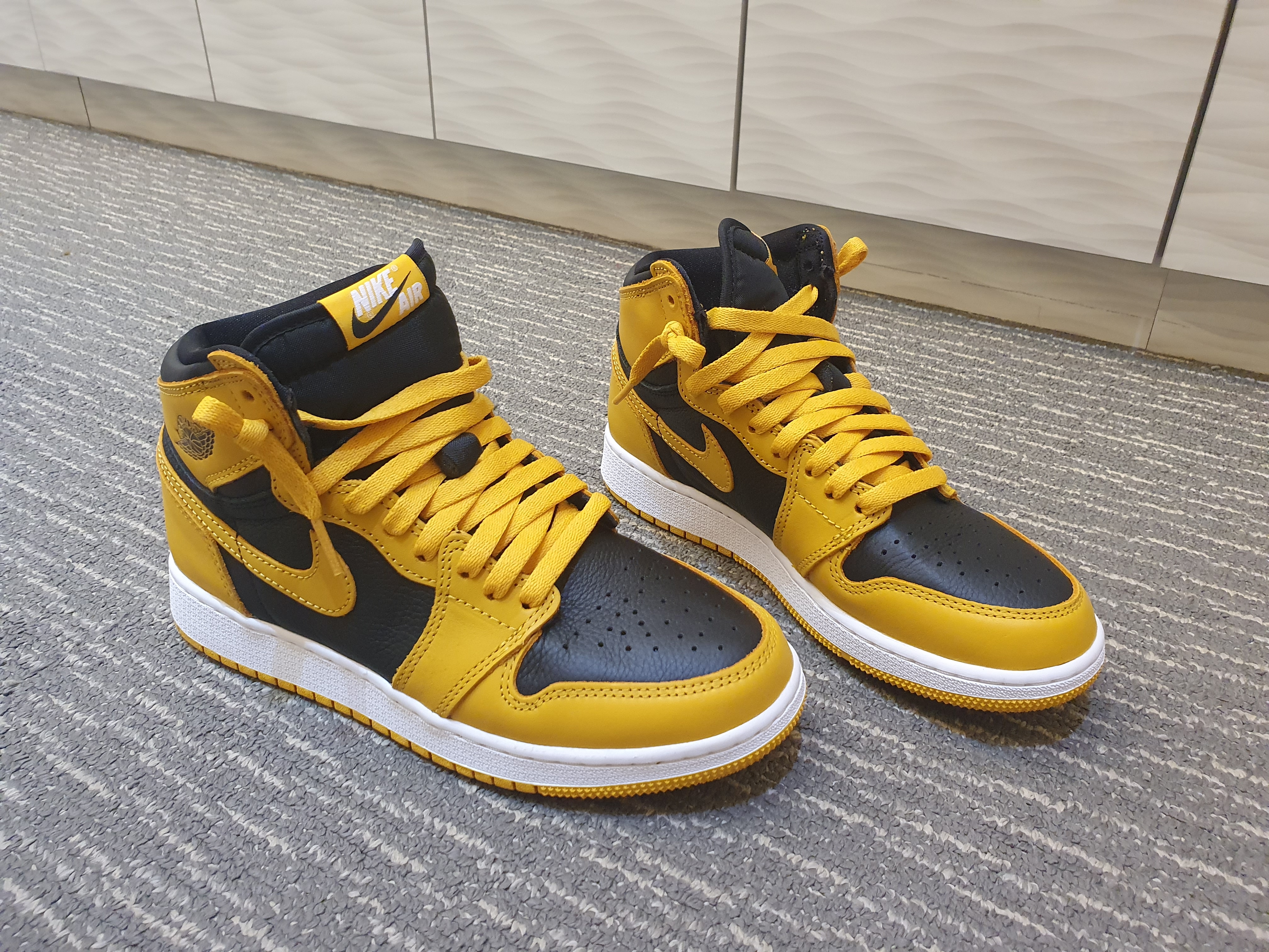 (GS) Jordan 1 Retro High OG Pollen 착용 스타일 - 4