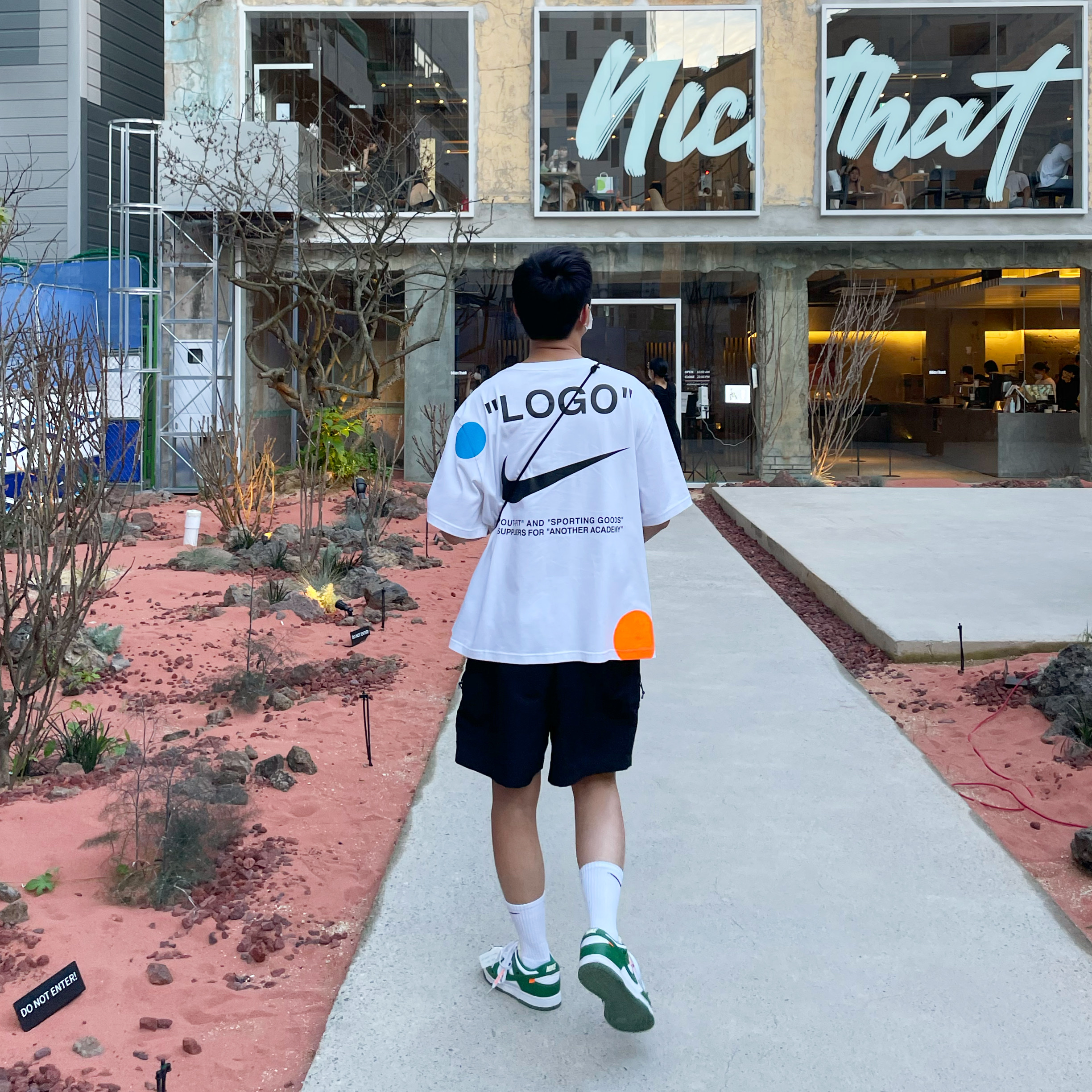 Nike x Off-White Dunk Low Pine Green, Nike x Off-White Mercurial NRG X T-Shirt White 착용 스타일