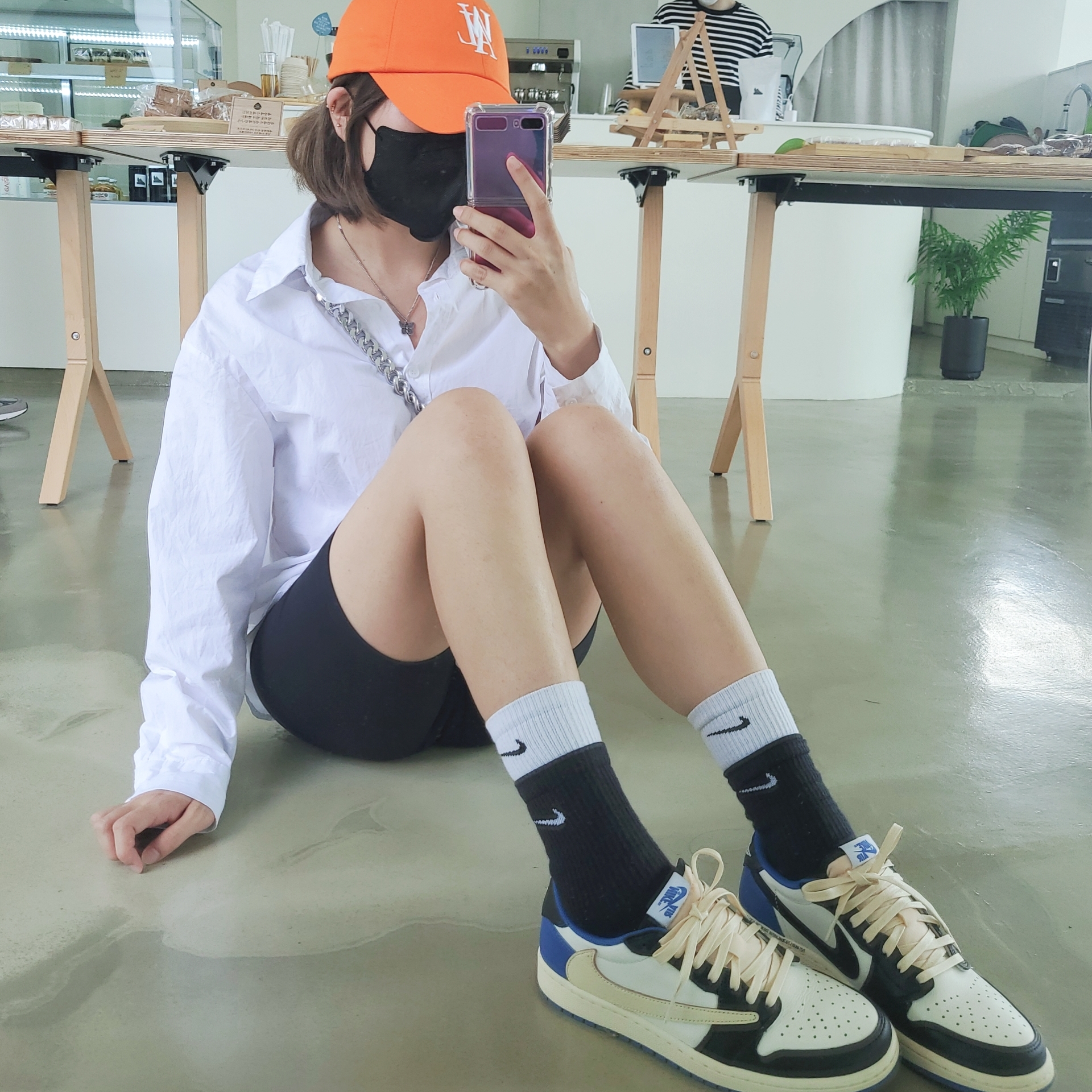 Jordan 1 x Travis Scott x Fragment Retro Low OG SP Military Blue 착용 스타일