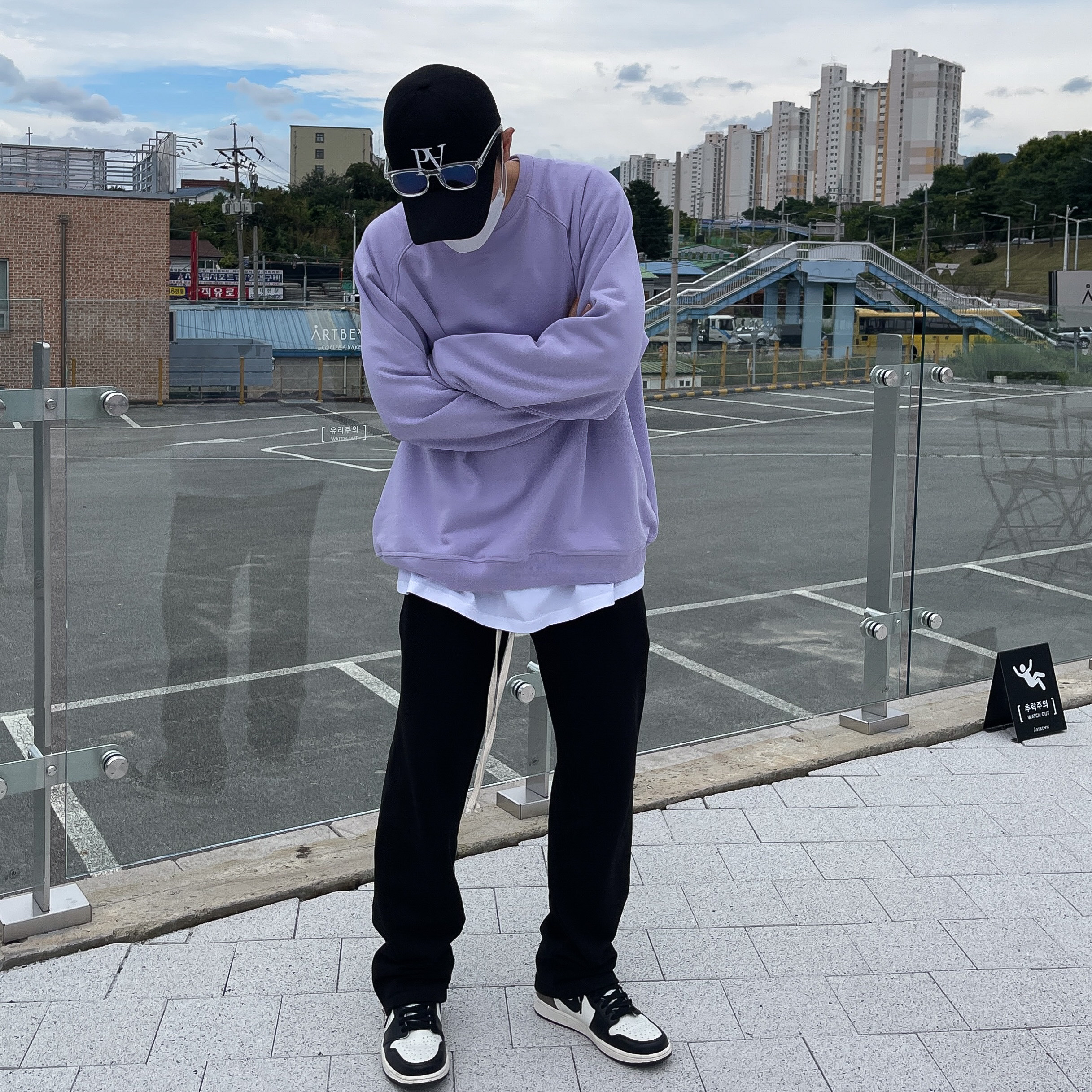 Jordan 1 Retro High OG Black Mocha 착용 스타일