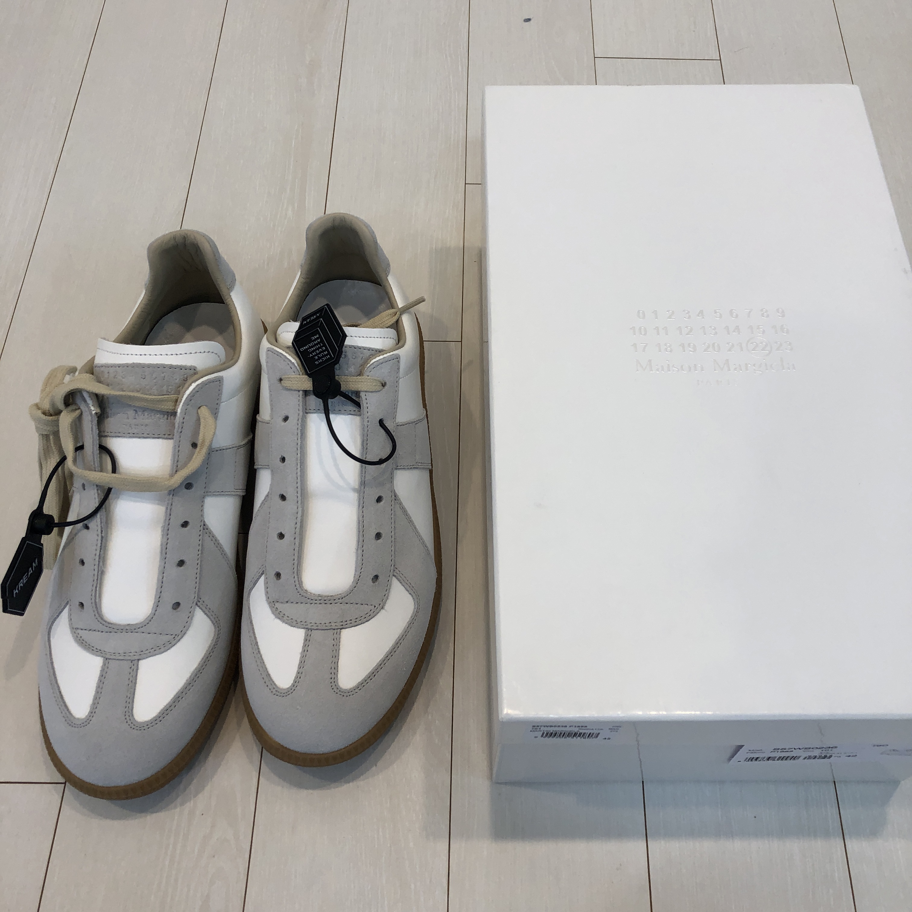 Maison Margiela Calfskin Replica Sneakers 착용 스타일 - 1