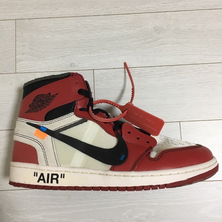 Jordan 1 x Off-White Retro High Chicago The Ten 착용 스타일 - 1