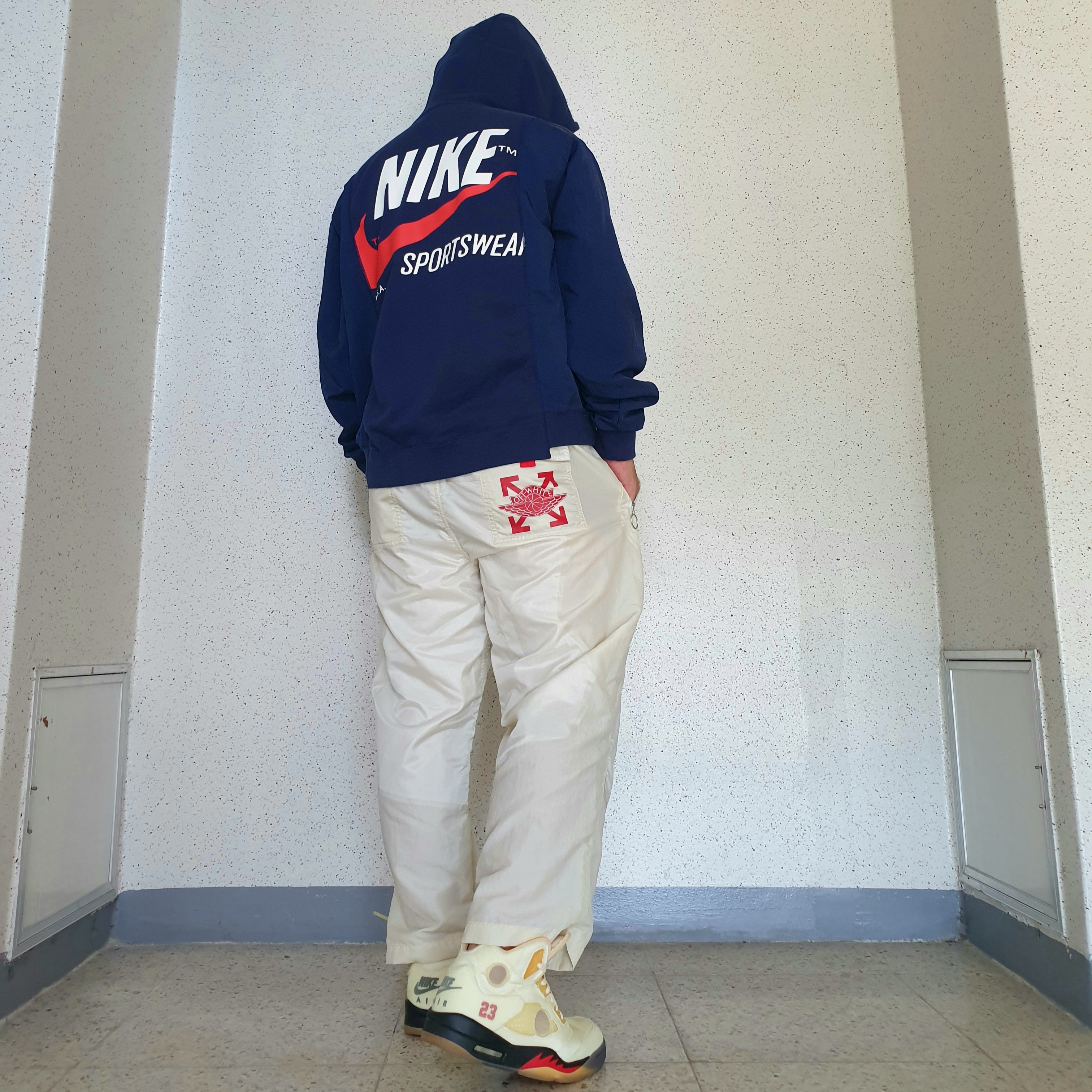 Nike NSW Hoodie BRS Midnight Navy, Jordan x Off-White Woven Pants Sail - Asia 착용 스타일