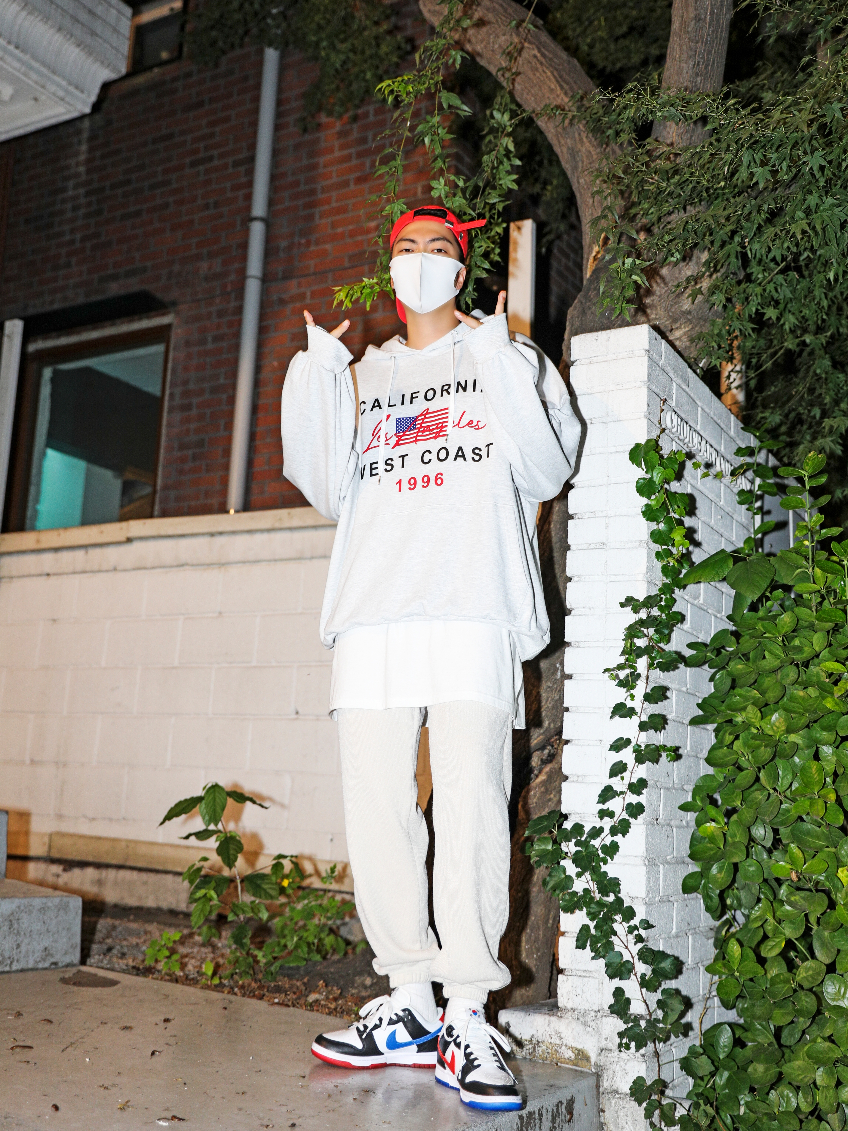 Nike Dunk Low SE Seoul 착용 스타일