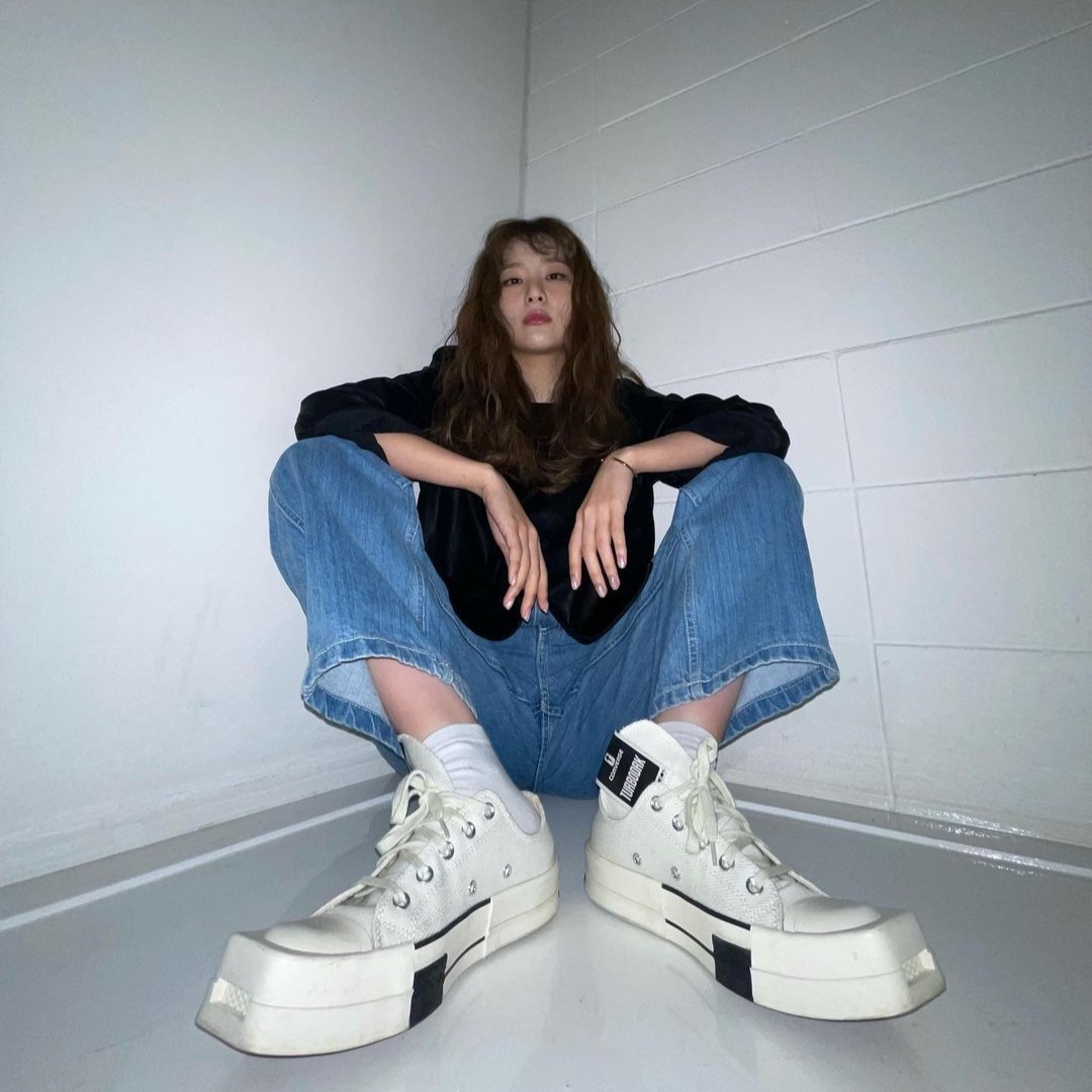 Converse x Drkshdw Turbodrk Chuck 70 Ox Lilly White 착용 스타일 - 4
