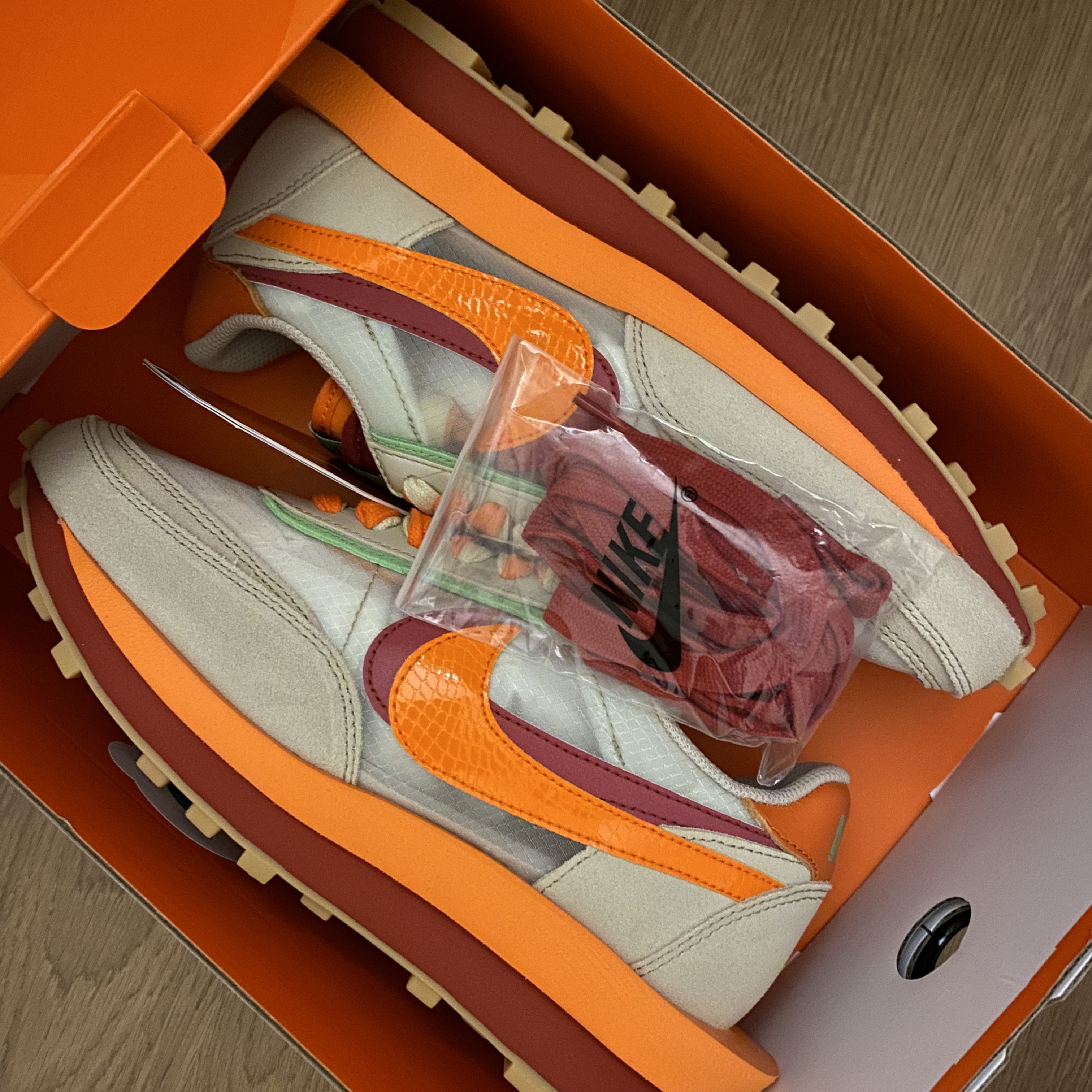 Nike x Sacai x Clot LDWaffle Orange Blaze 착용 스타일 - 1