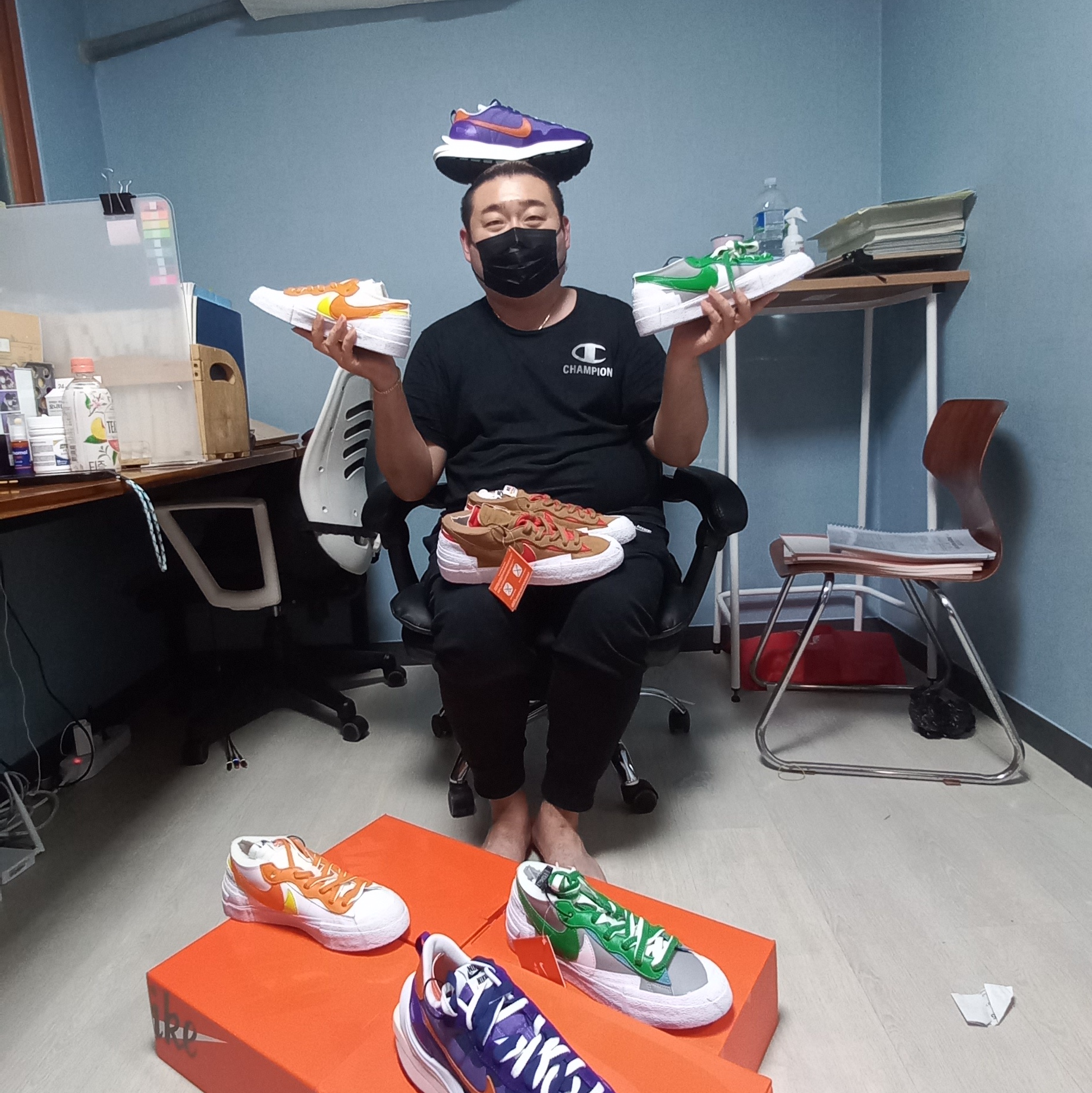 Nike x Sacai VaporWaffle Dark Iris, Nike x Sacai Blazer Low Magma Orange 착용 스타일 - 5