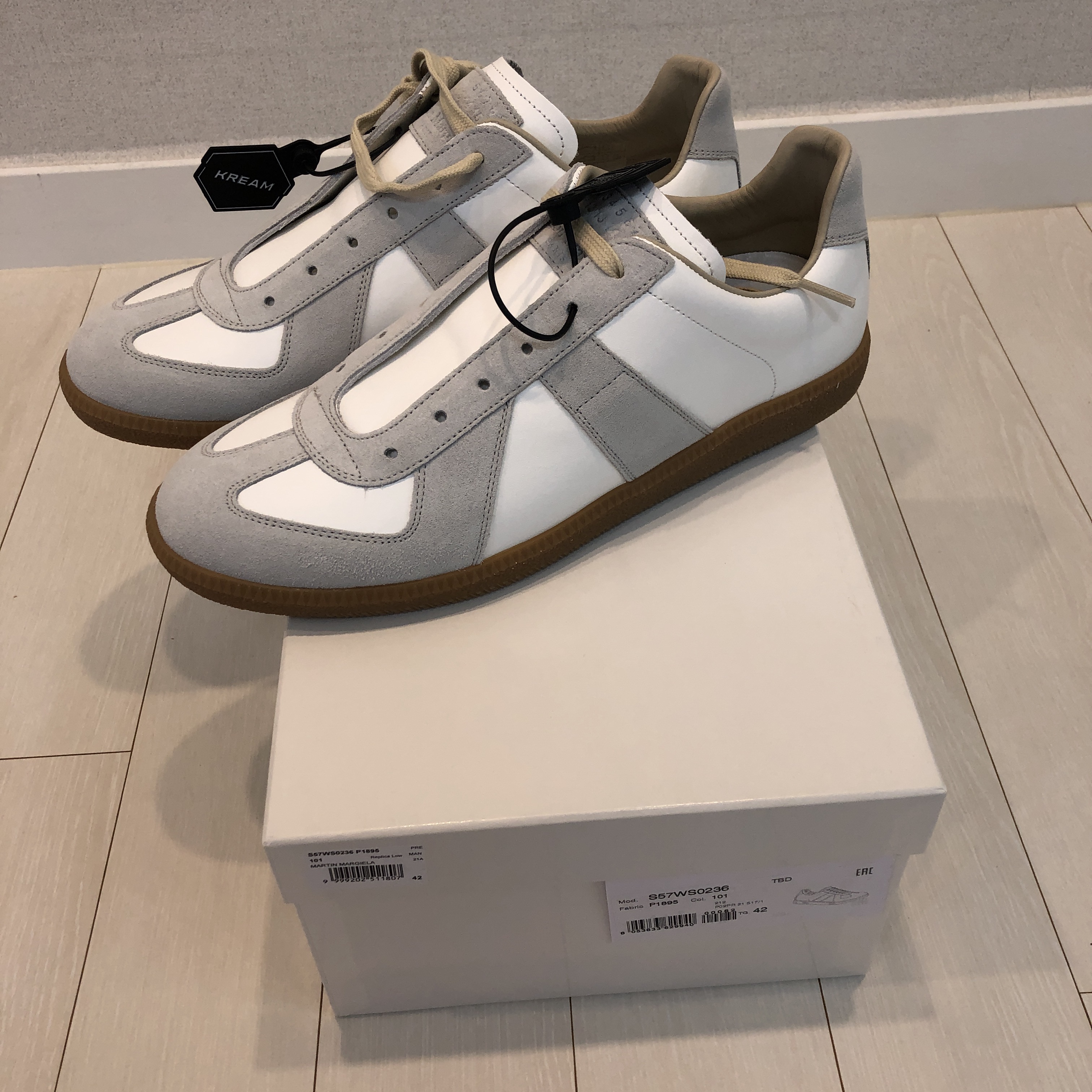 Maison Margiela Calfskin Replica Sneakers 착용 스타일 - 2