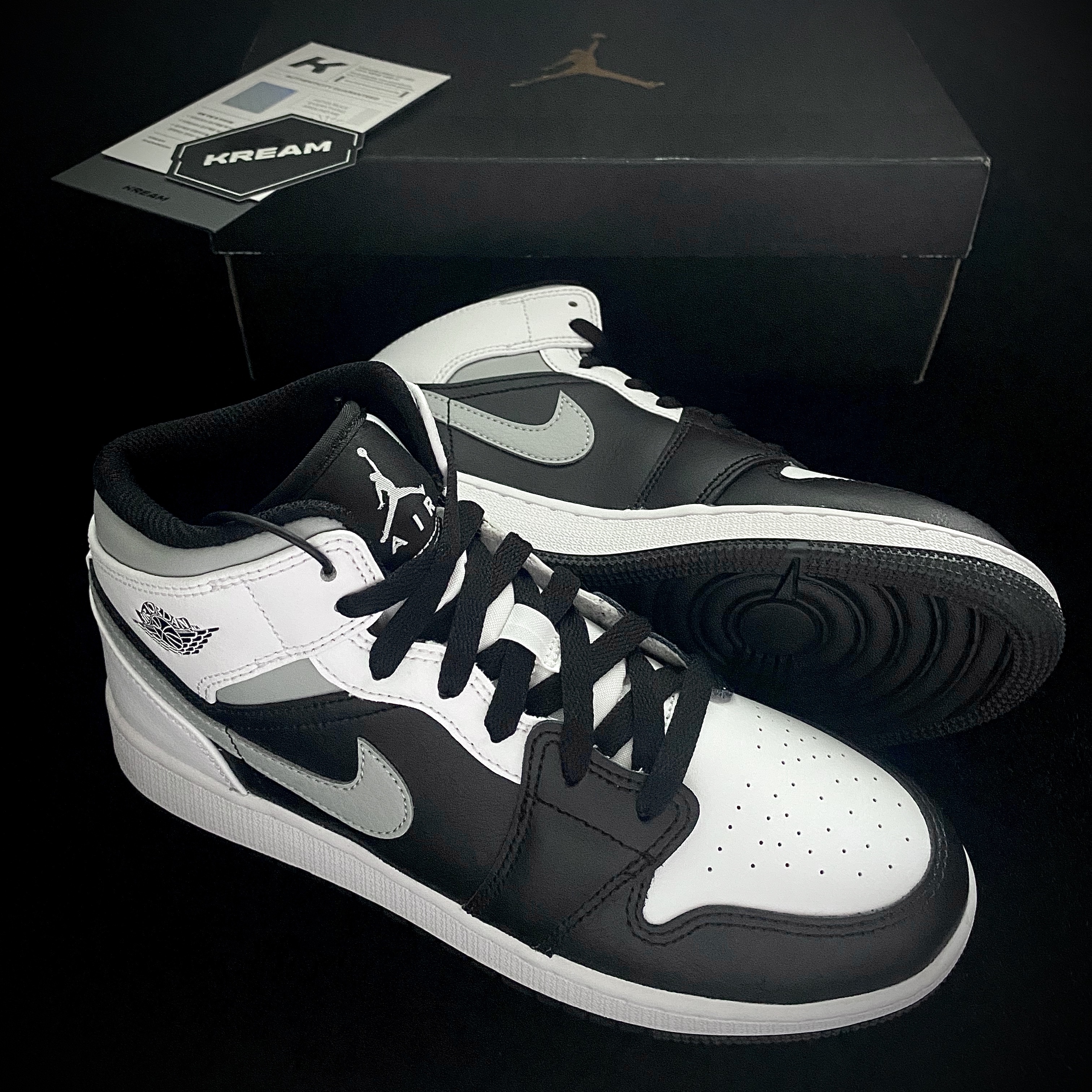(GS) Jordan 1 Mid White Shadow 착용 스타일