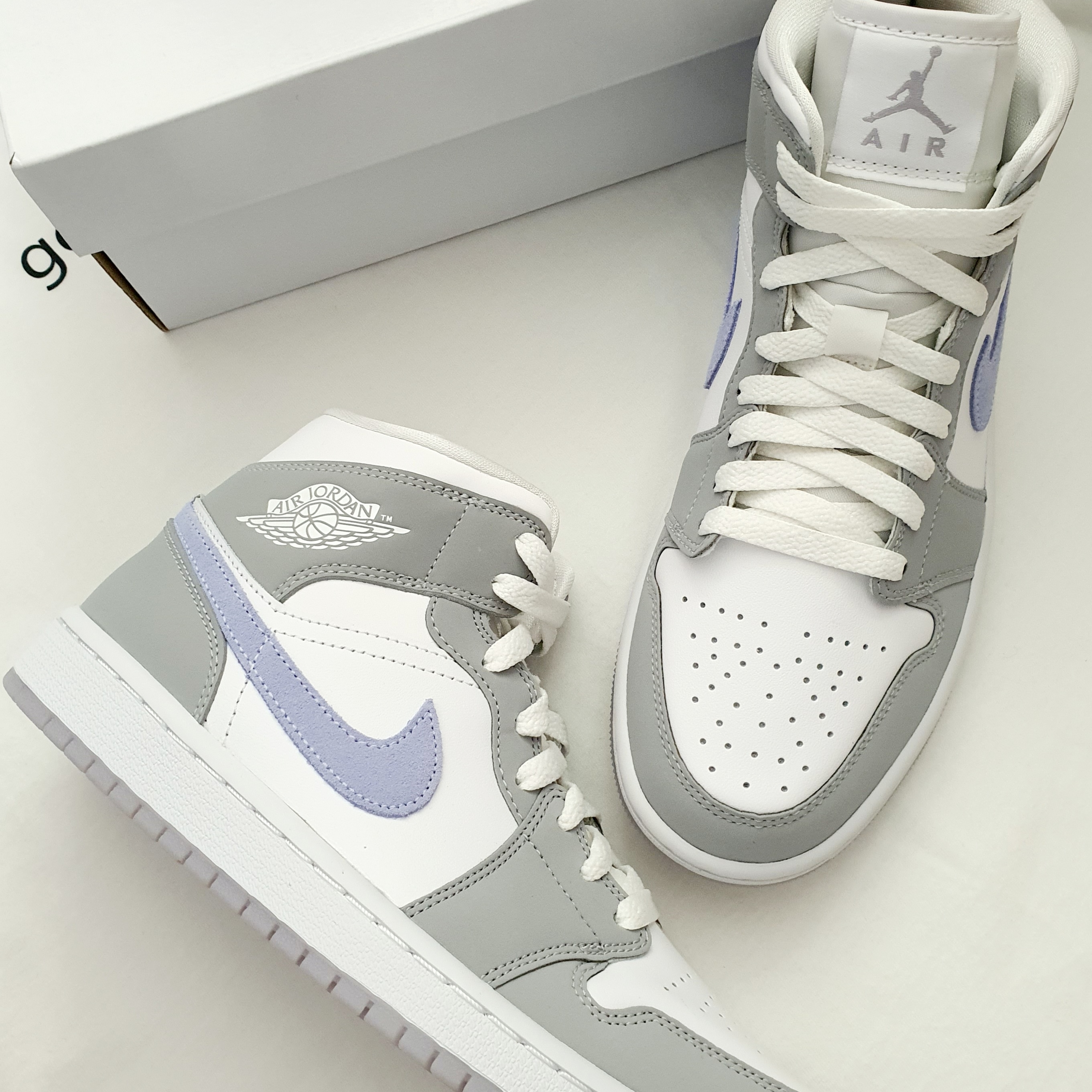 (W) Jordan 1 Mid Wolf Grey 착용 스타일 - 4