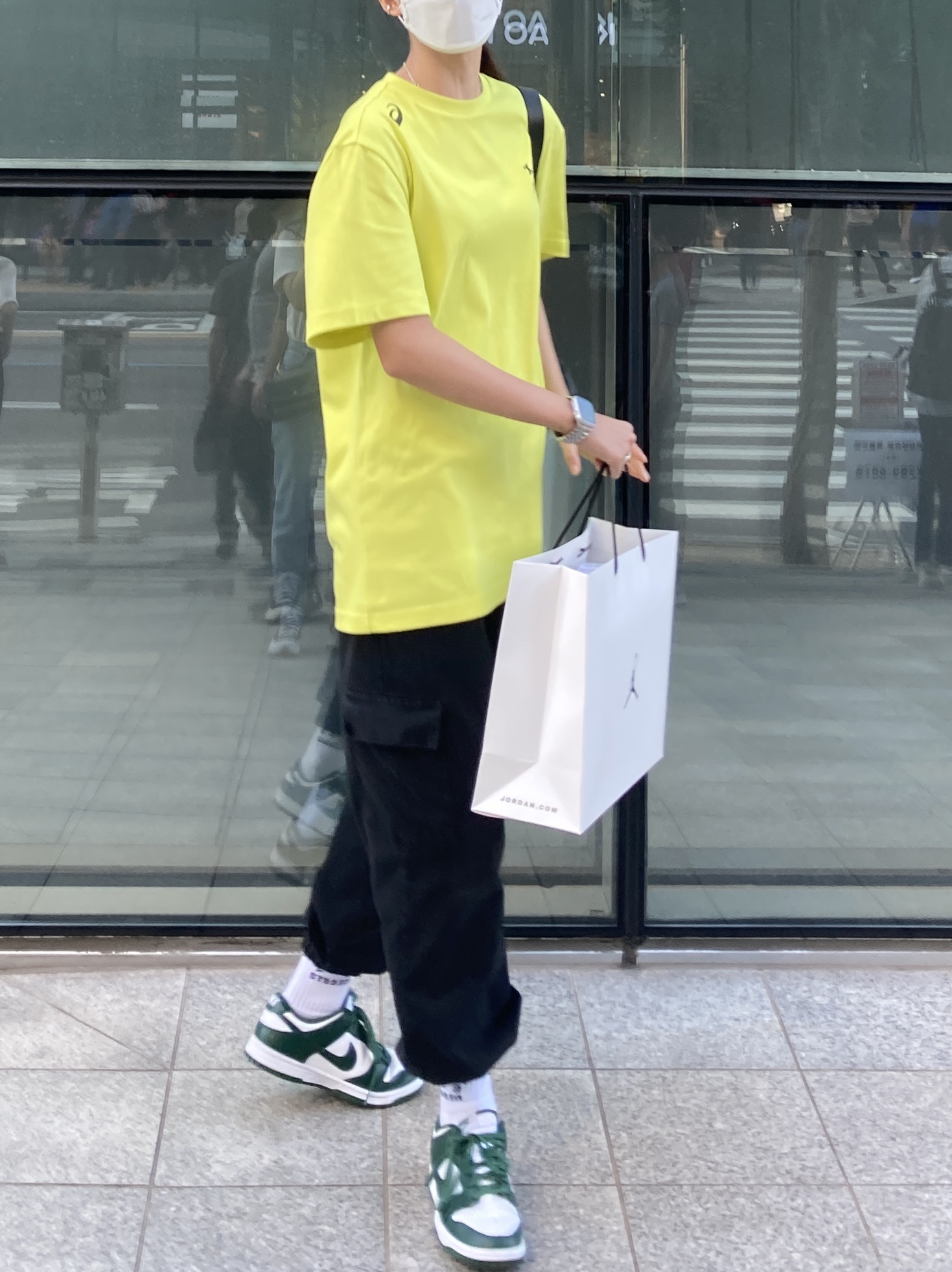 IAB Studio x Asics T-Shirt Lime, IAB Studio Socks Pack White Purple Cyan 착용 스타일 - 2