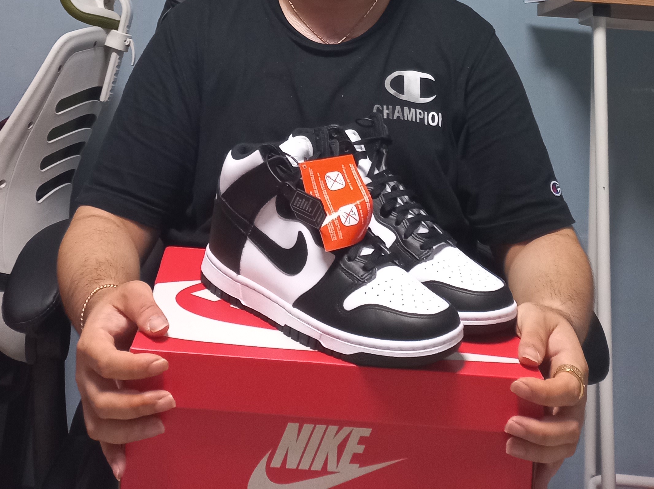 (W) Nike Dunk High Black and White 착용 스타일