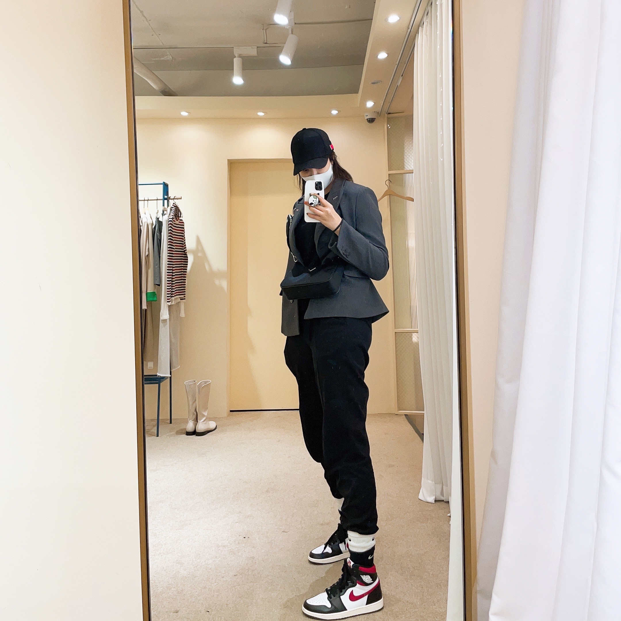 Jordan 1 Retro High OG Gym Red 착용 스타일 - 2