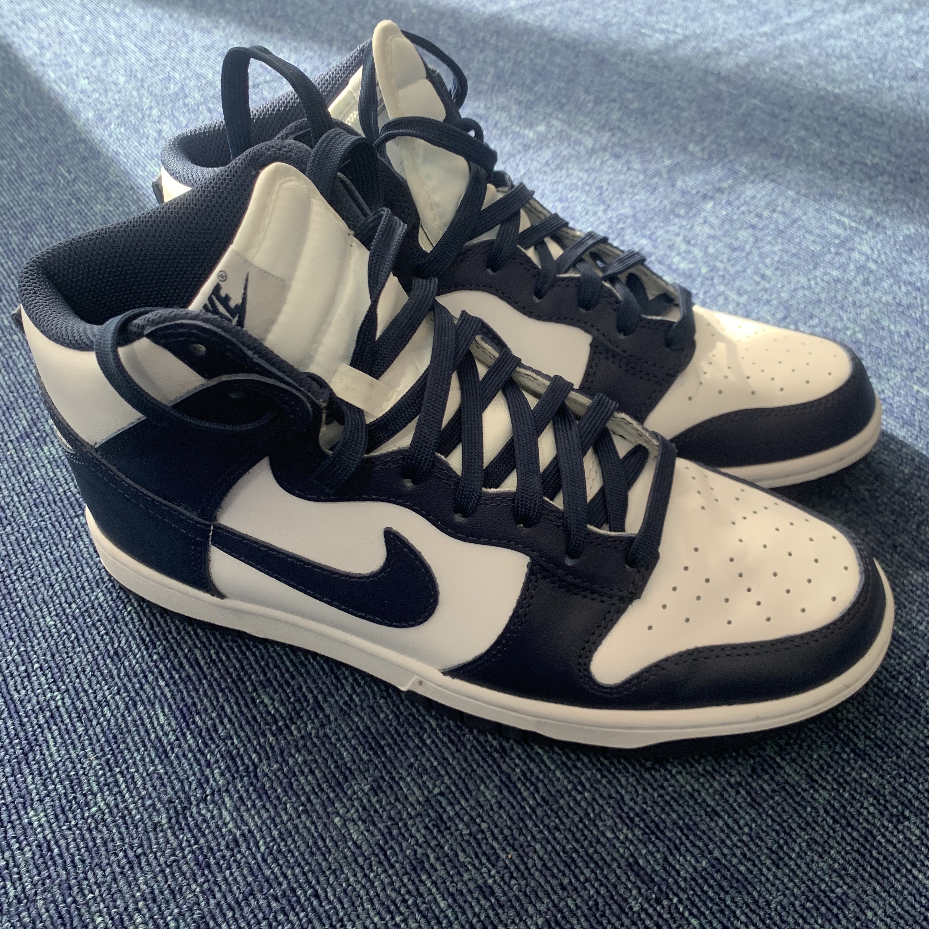 Nike Dunk High Retro Championship Navy 착용 스타일