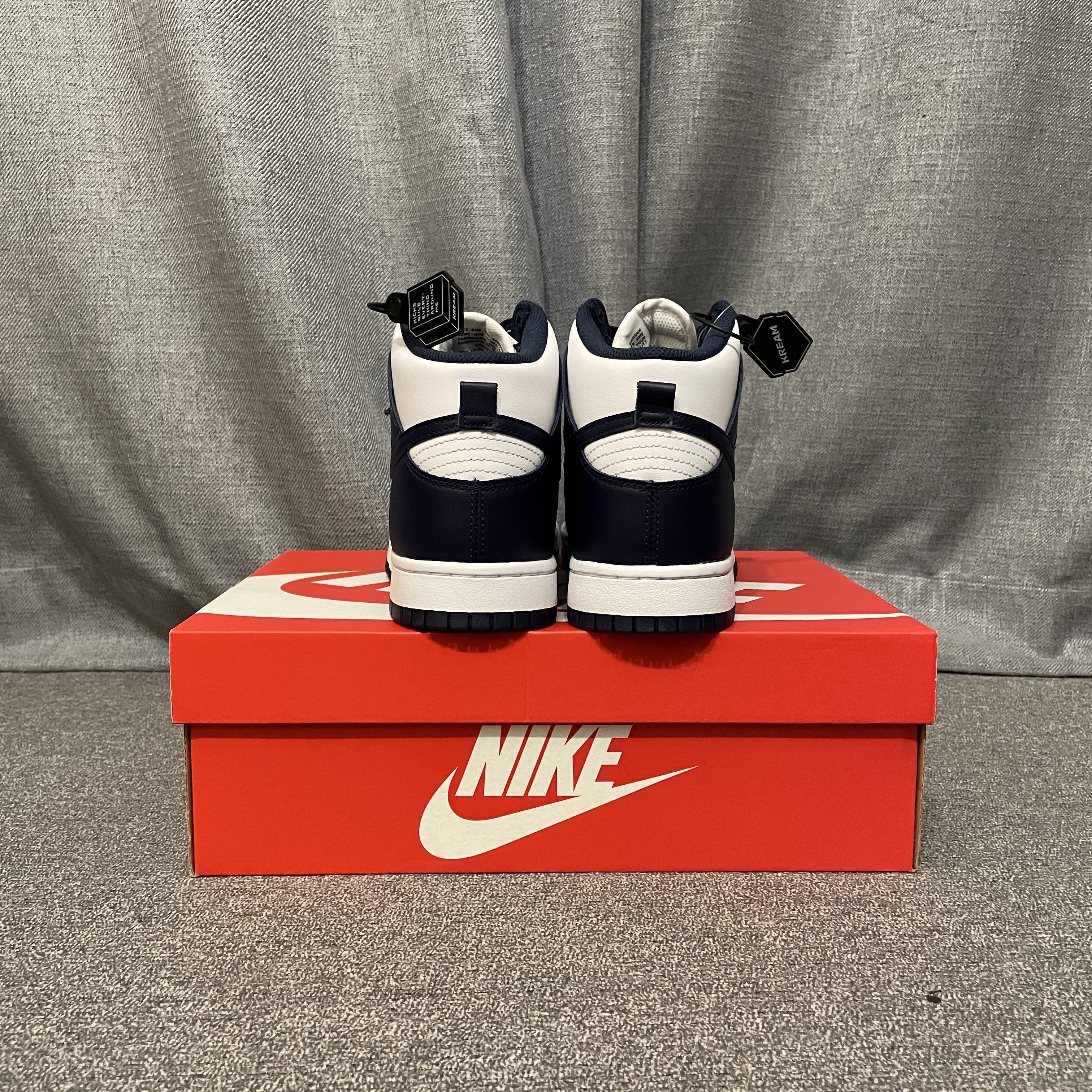 Nike Dunk High Retro Championship Navy 착용 스타일 - 3