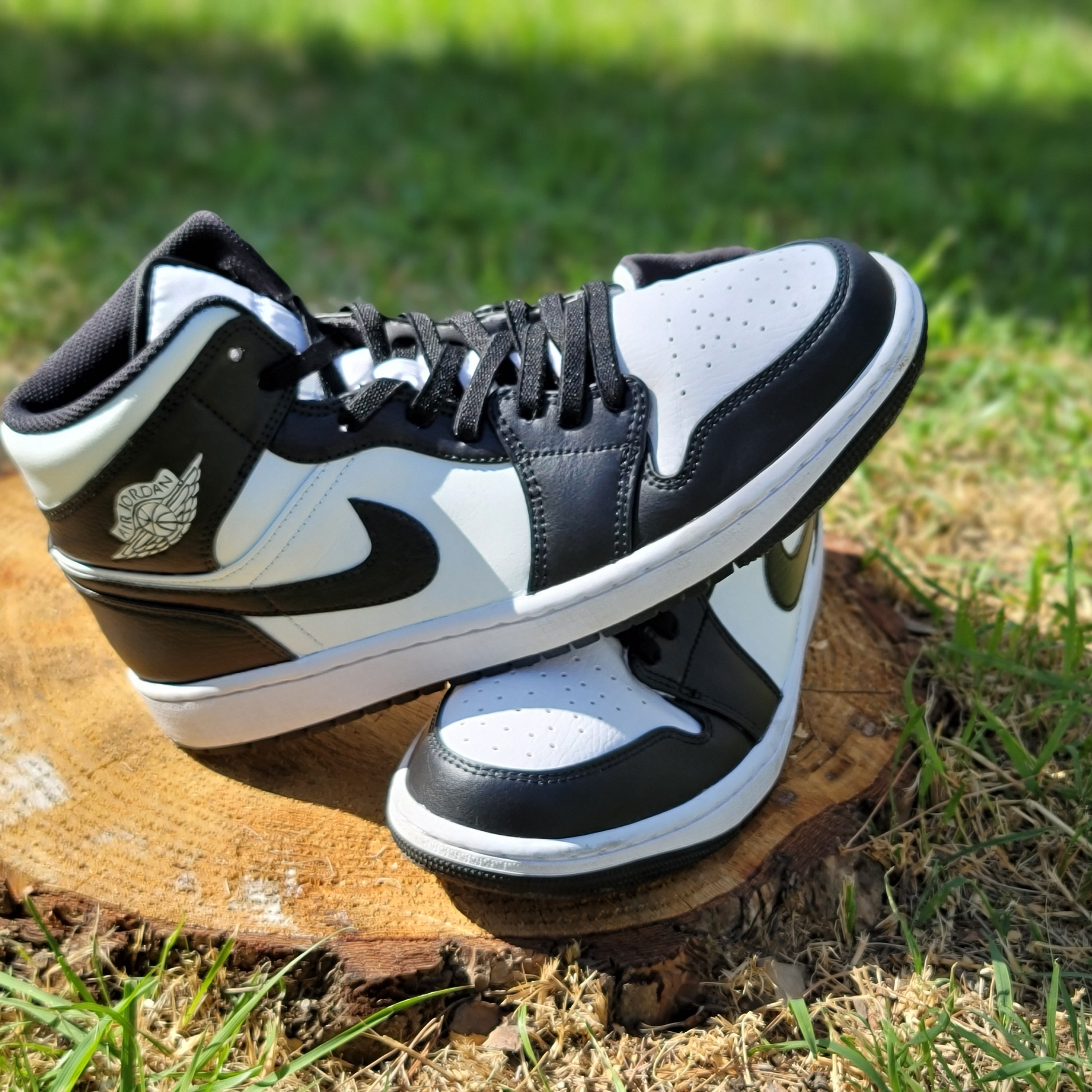 Jordan 1 Mid White Shadow 착용 스타일 - 1