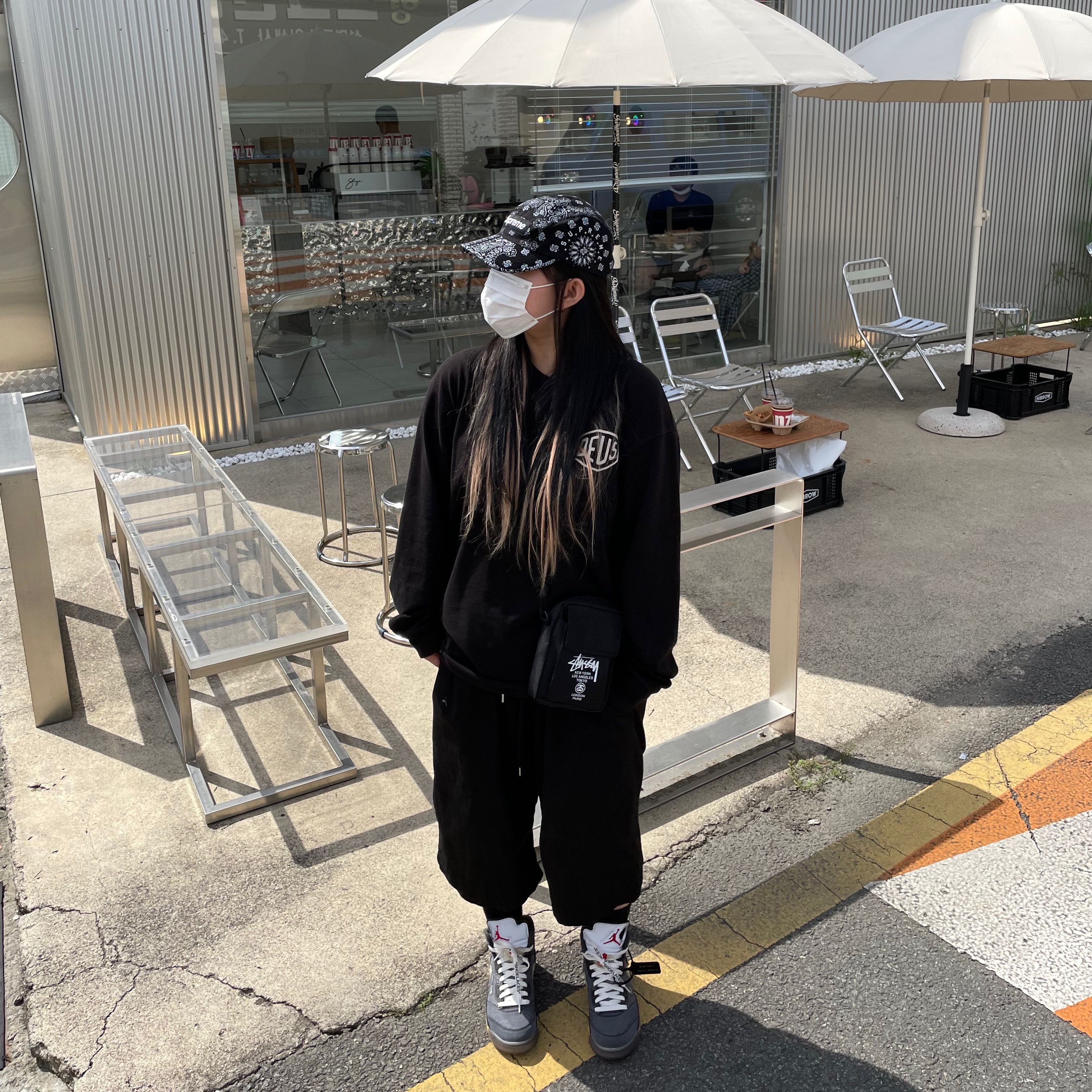 Jordan 5 x Off-White Retro SP Black Muslin, Supreme Bandana Camp Cap Black - 21SS 착용 스타일 - 2