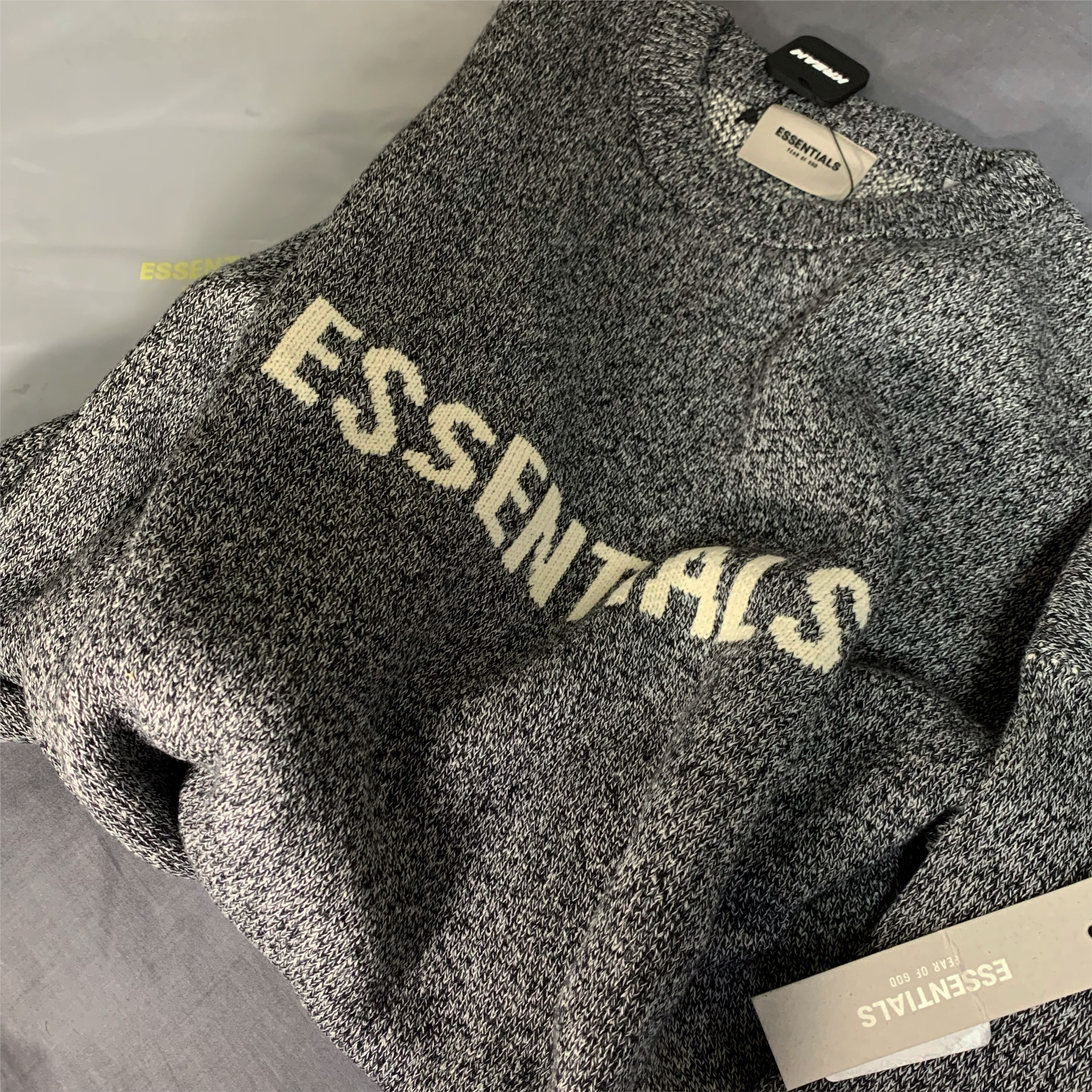Essentials Knit Sweater Grey Melange - 20SS 착용 스타일