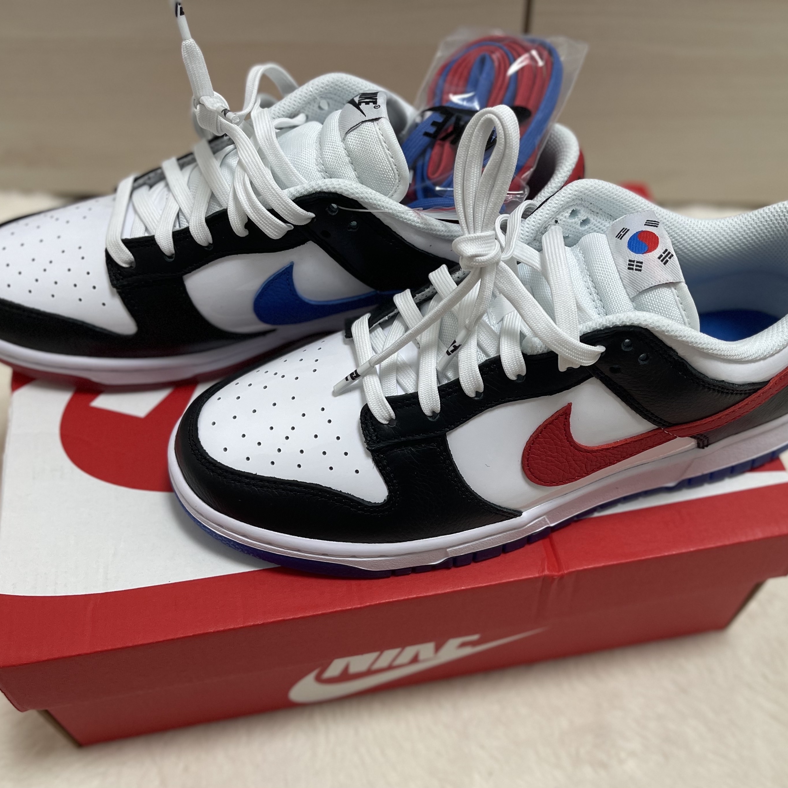 Nike Dunk Low SE Seoul 착용 스타일 - 1